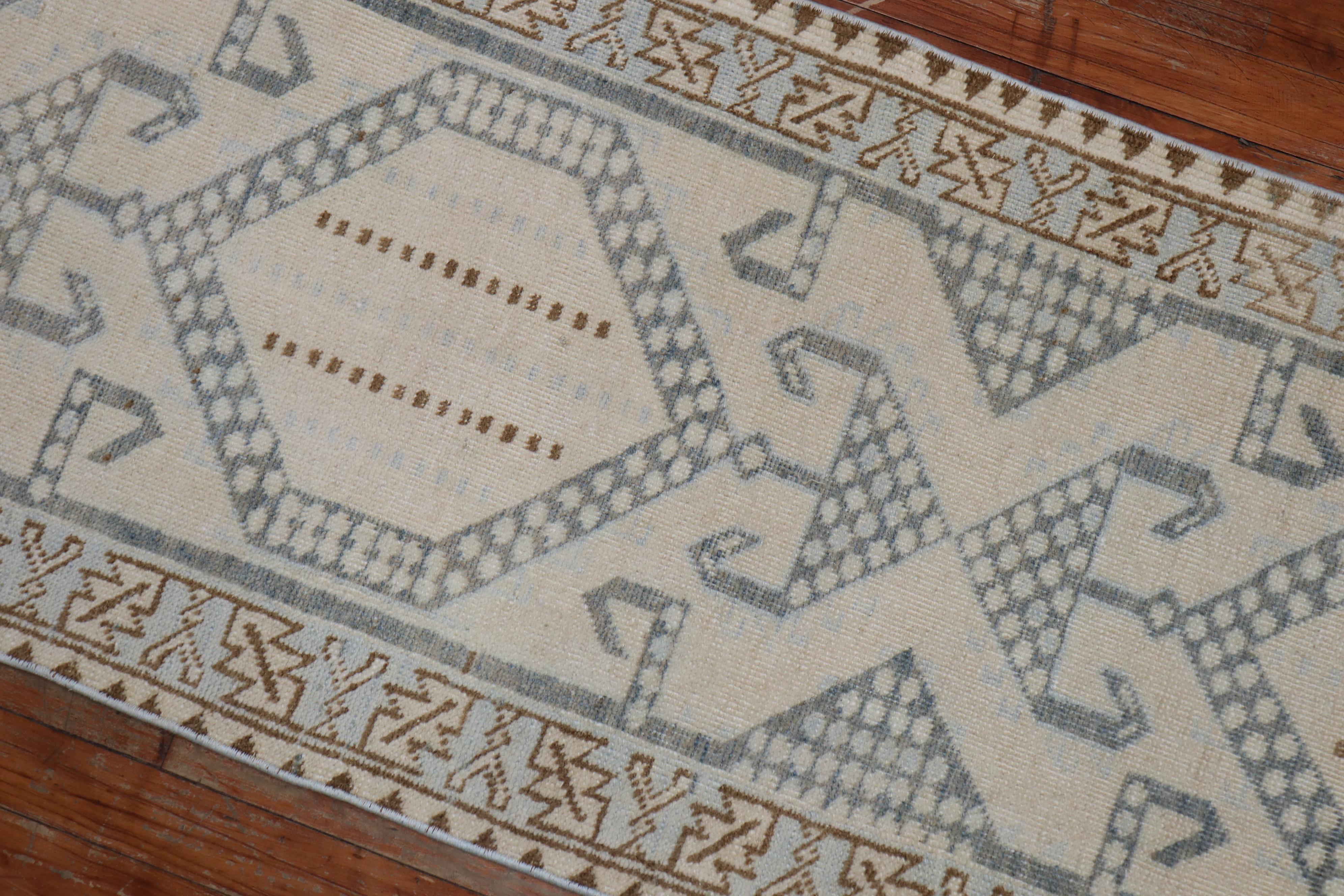 Narrow Neutral Color Persian Runner, Mid-20th Century For Sale 1