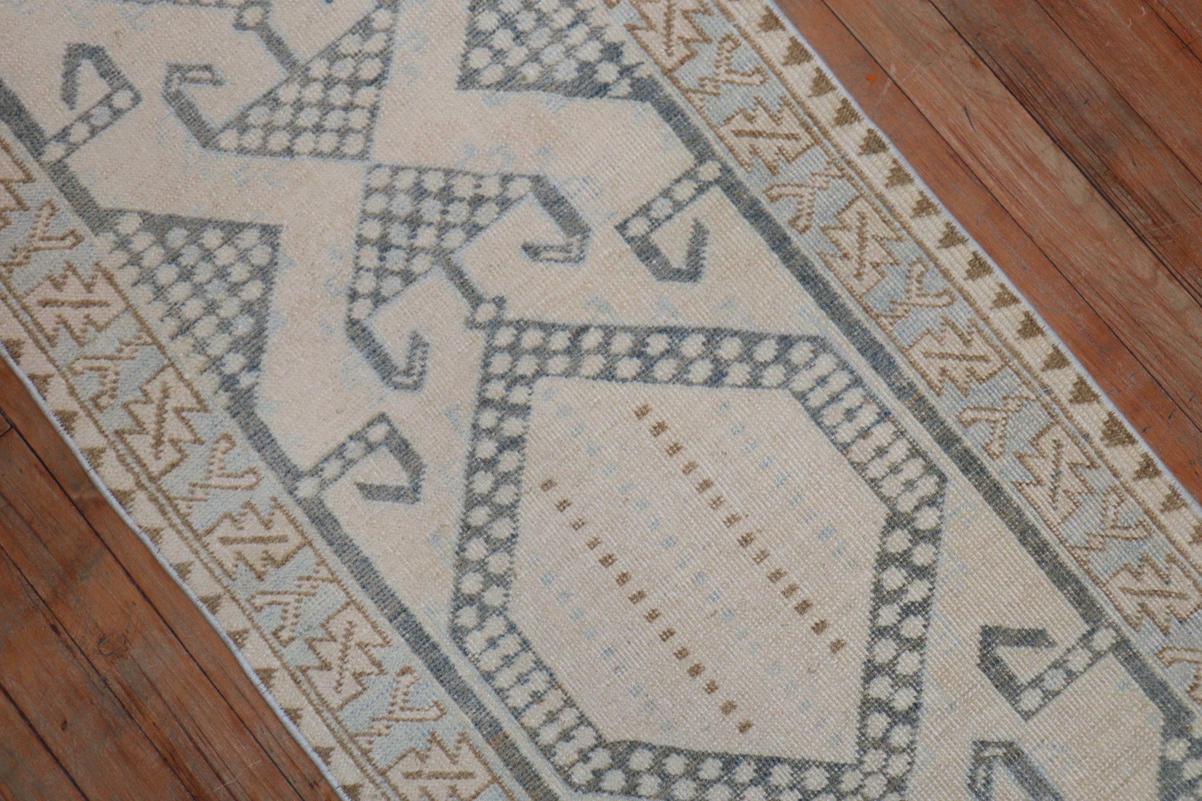 Narrow Neutral Color Persian Runner, Mid-20th Century For Sale 2