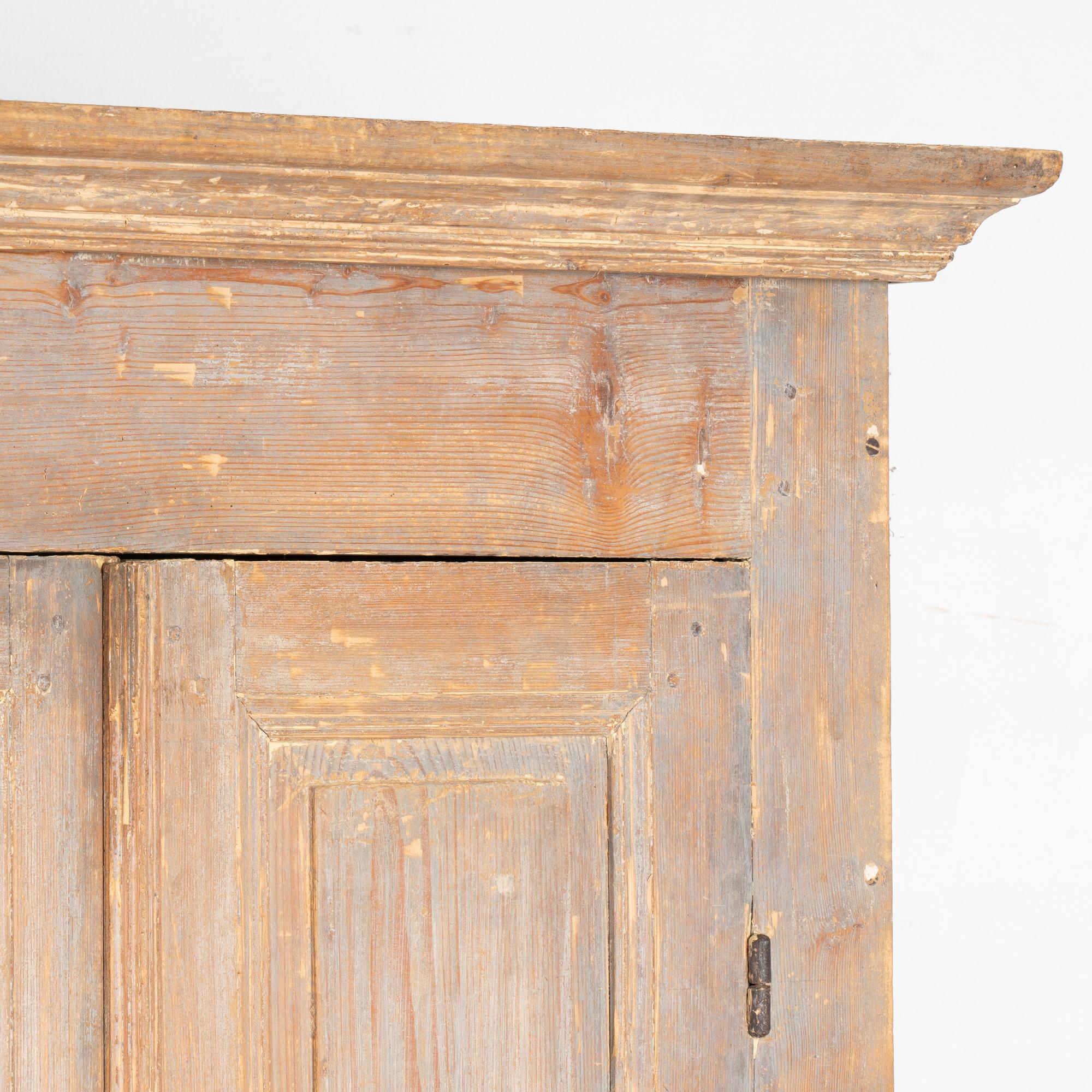 Narrow Original Gray Pine Armoire Cabinet from Sweden, circa 1800-40 In Fair Condition In Round Top, TX