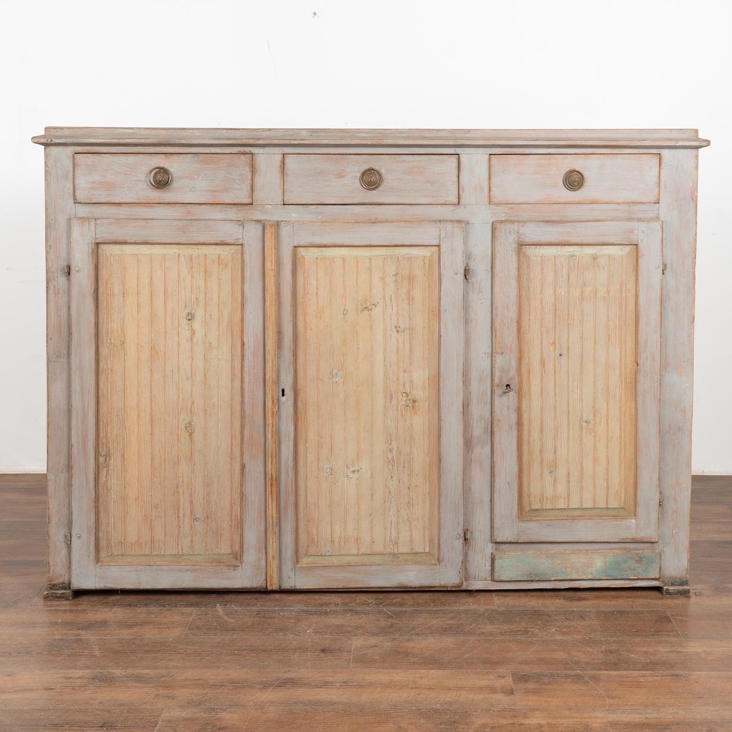 Narrow Original Painted Swedish Sideboard Console, circa 1820-40 In Good Condition For Sale In Round Top, TX