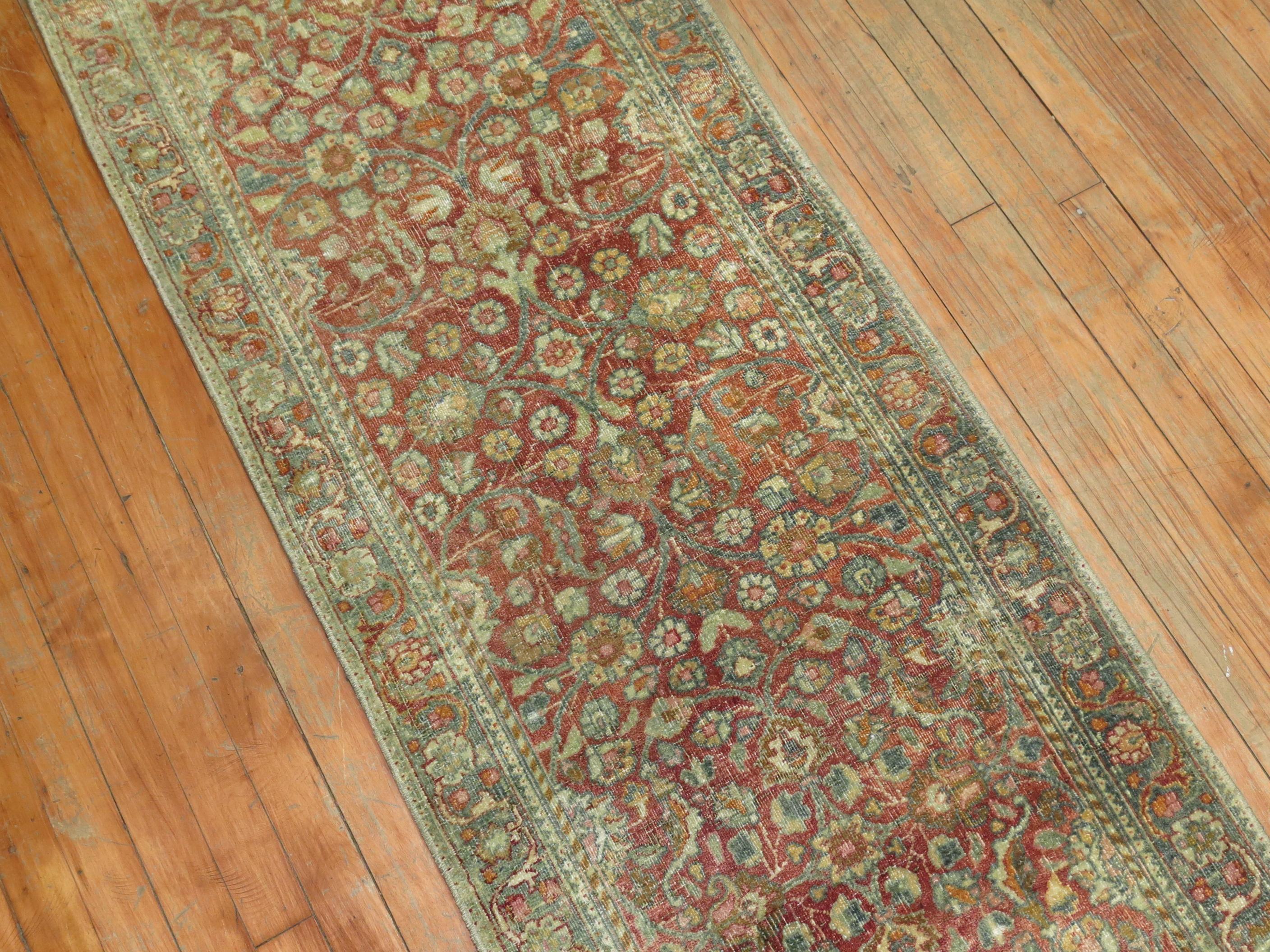 Zabihi Collection Schmaler Persischer Kashan Läufer (Wolle) im Angebot