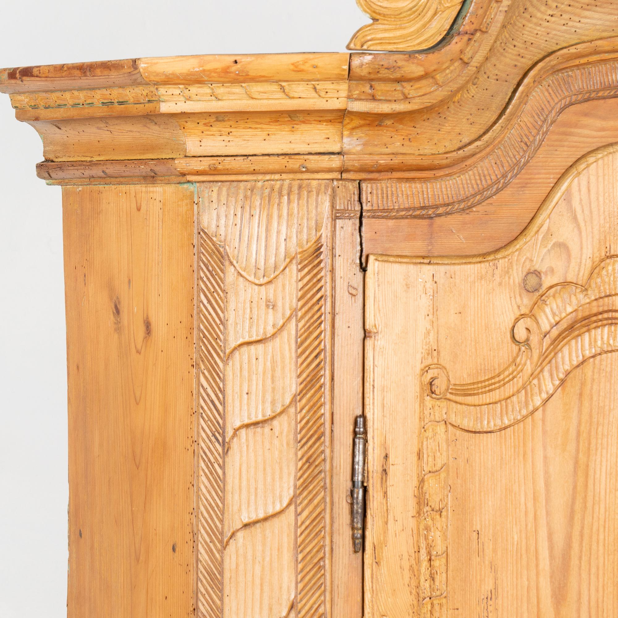 Narrow Pine Two Door Armoire, Hungary circa 1820-40 In Good Condition For Sale In Round Top, TX