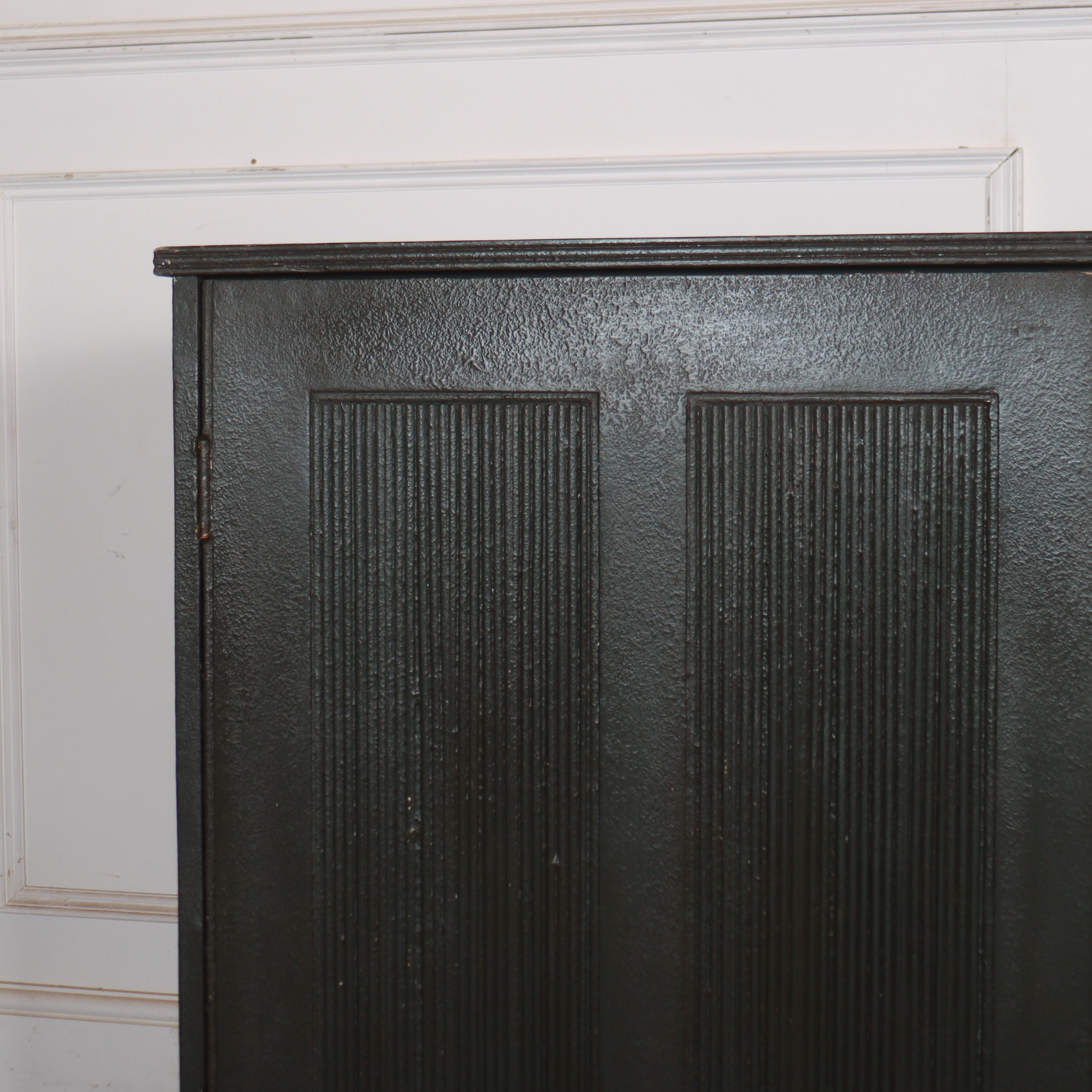 19th century Swedish narrow four door pine enfilade. 1880.

Internal reference: H


Code: 9123

Dimensions:
W: 92.5