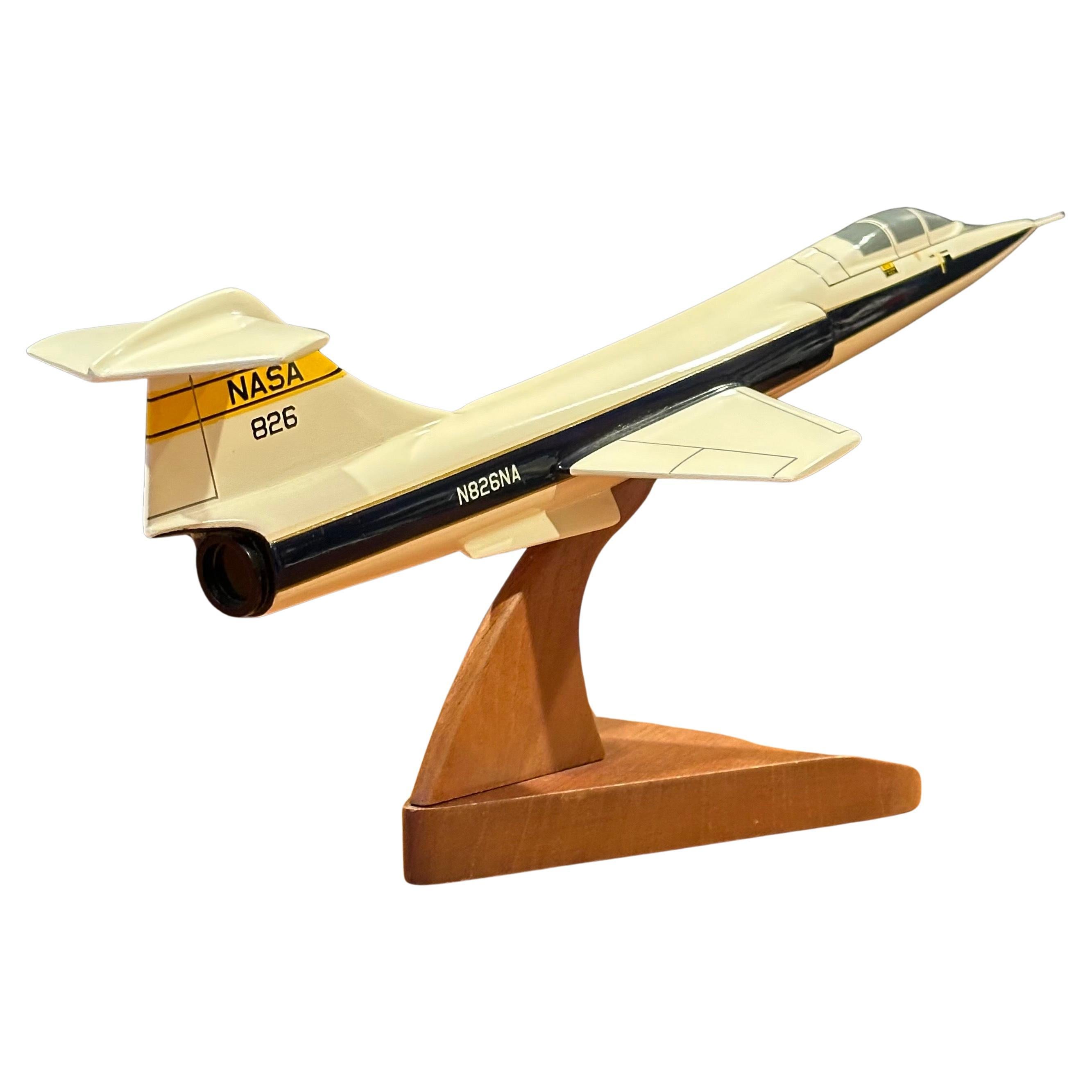 Philippin NASA F-104 Lockheed Starfighter Bomber / Airplane Contractor Desk Model (Modèle de bureau) en vente