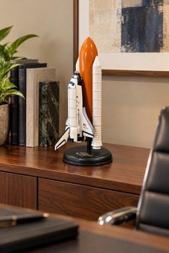NASA Space Shuttle Discovery Contractors Desk Model with Boosters, 1:200 Scale