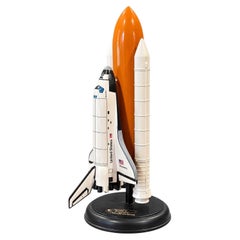 NASA Space Shuttle Discovery Contractors Desk Model with Boosters, 1:200 Scale