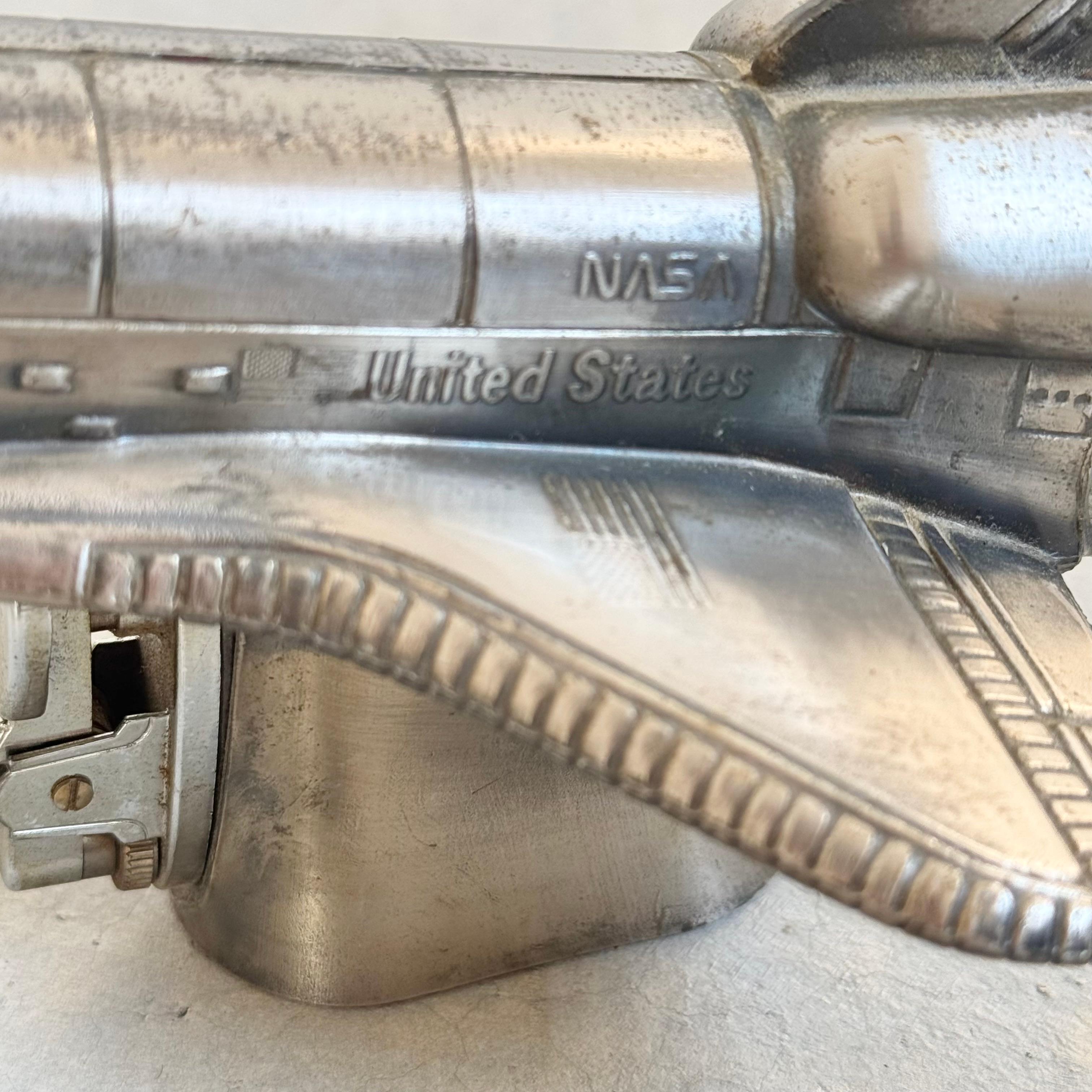 Nasa Space Shuttle Lighter, 1980s Japan For Sale 4