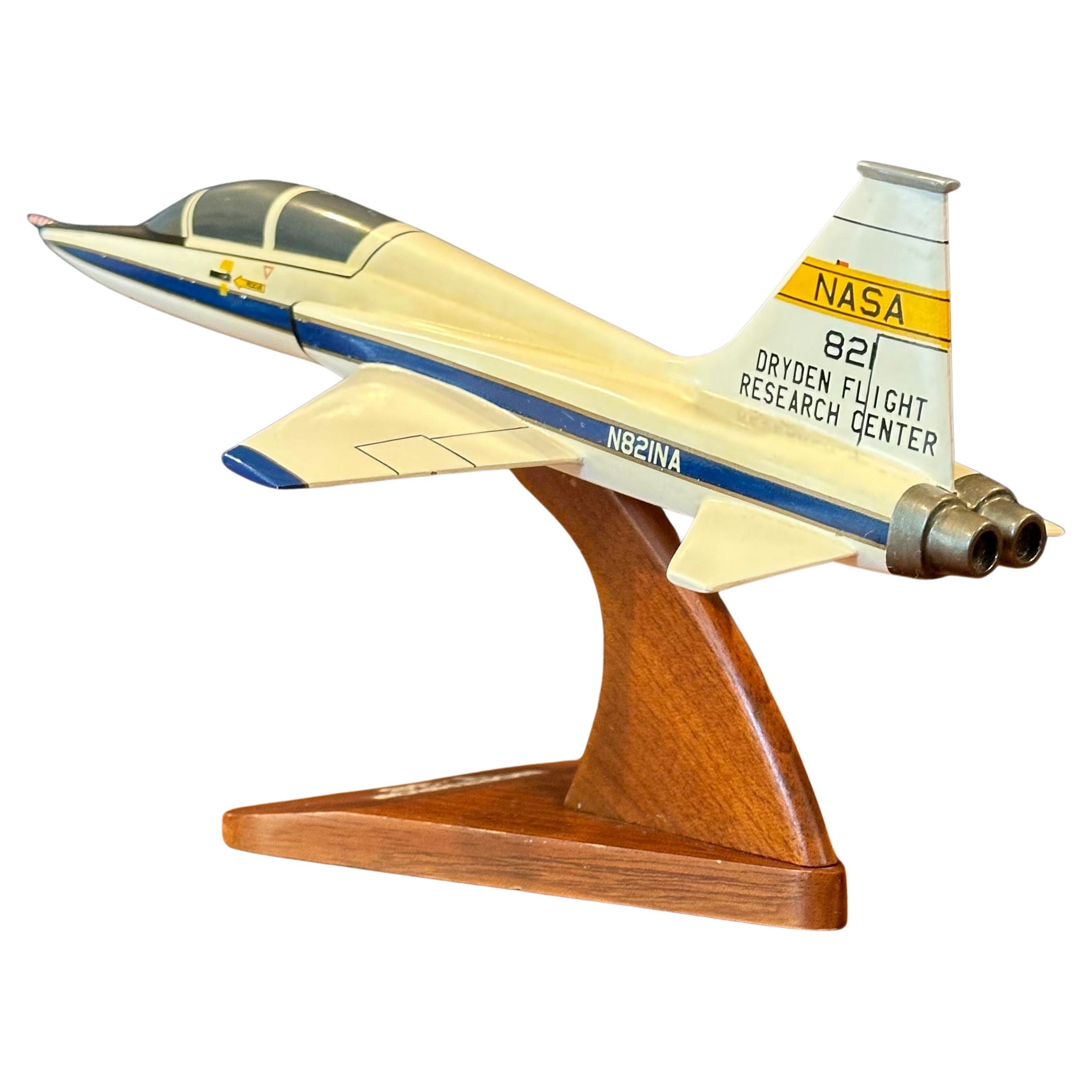 Philippine NASA T-38 Northrop Talon/ Airplane Contractor Desk Model