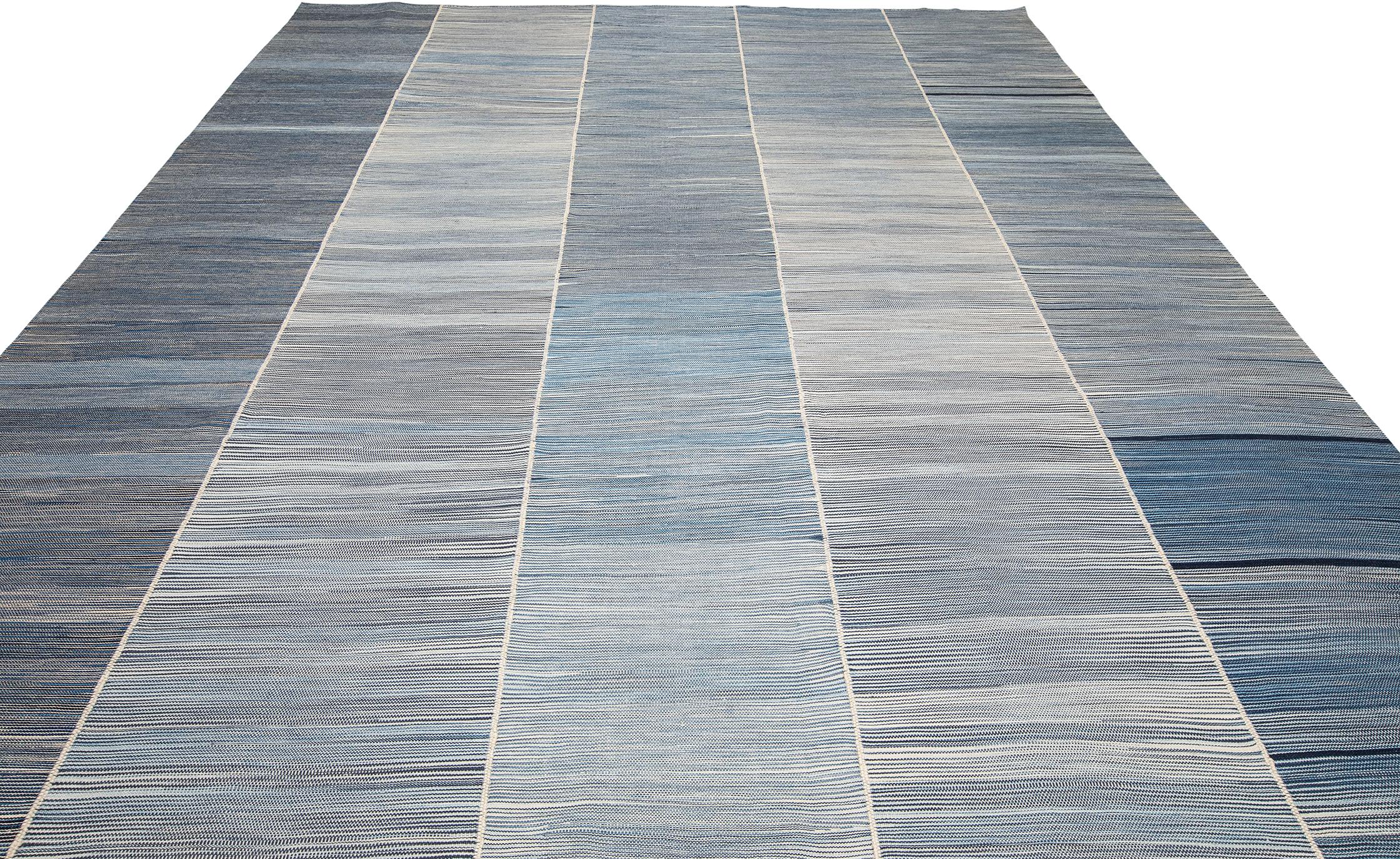 Contemporary NASIRI Mazandaran Collection - Mid-Century Ocean For Sale