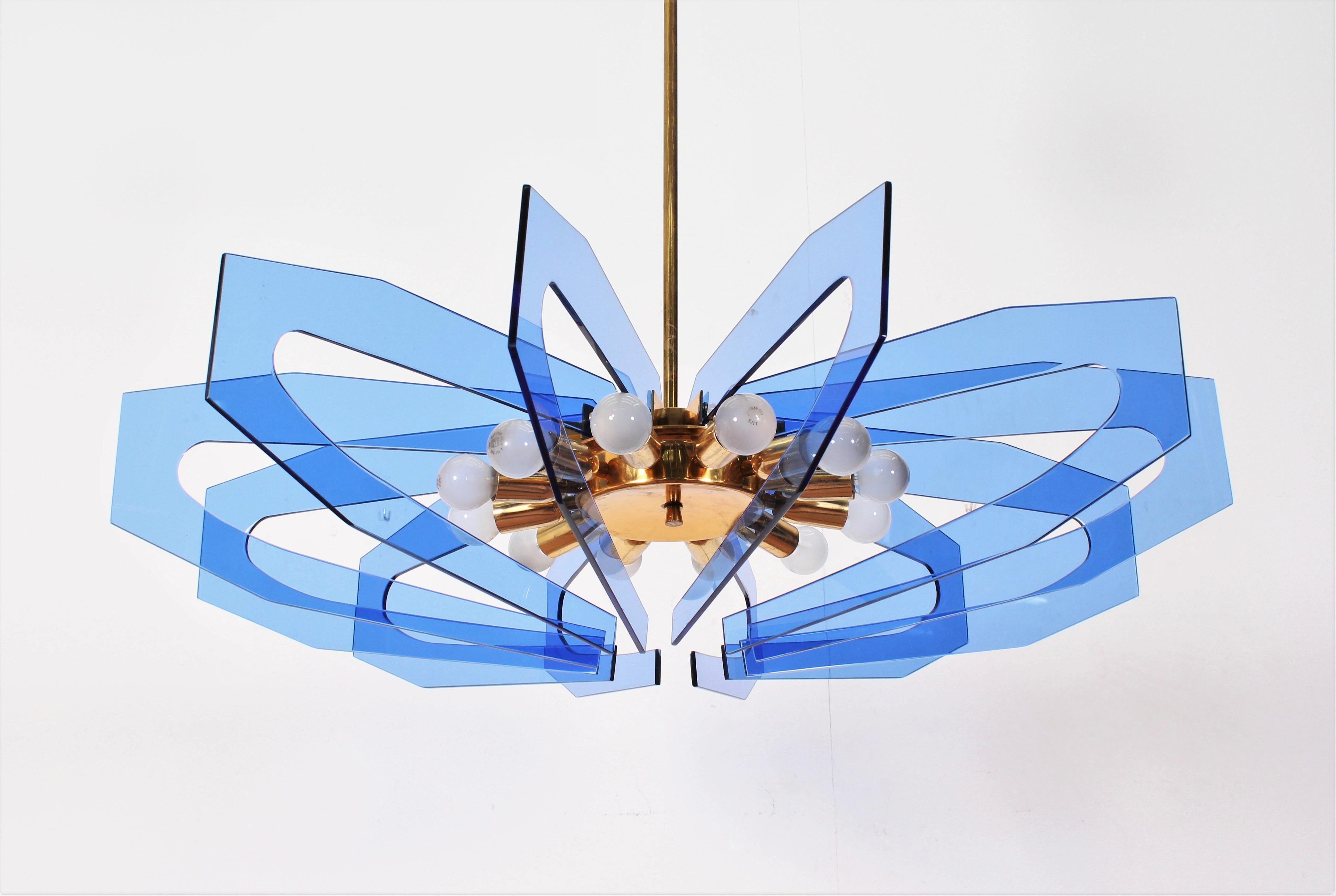 Gino Paroldo Brass and Blue Cut Crystal Chandelier, 1960s, Italy 3