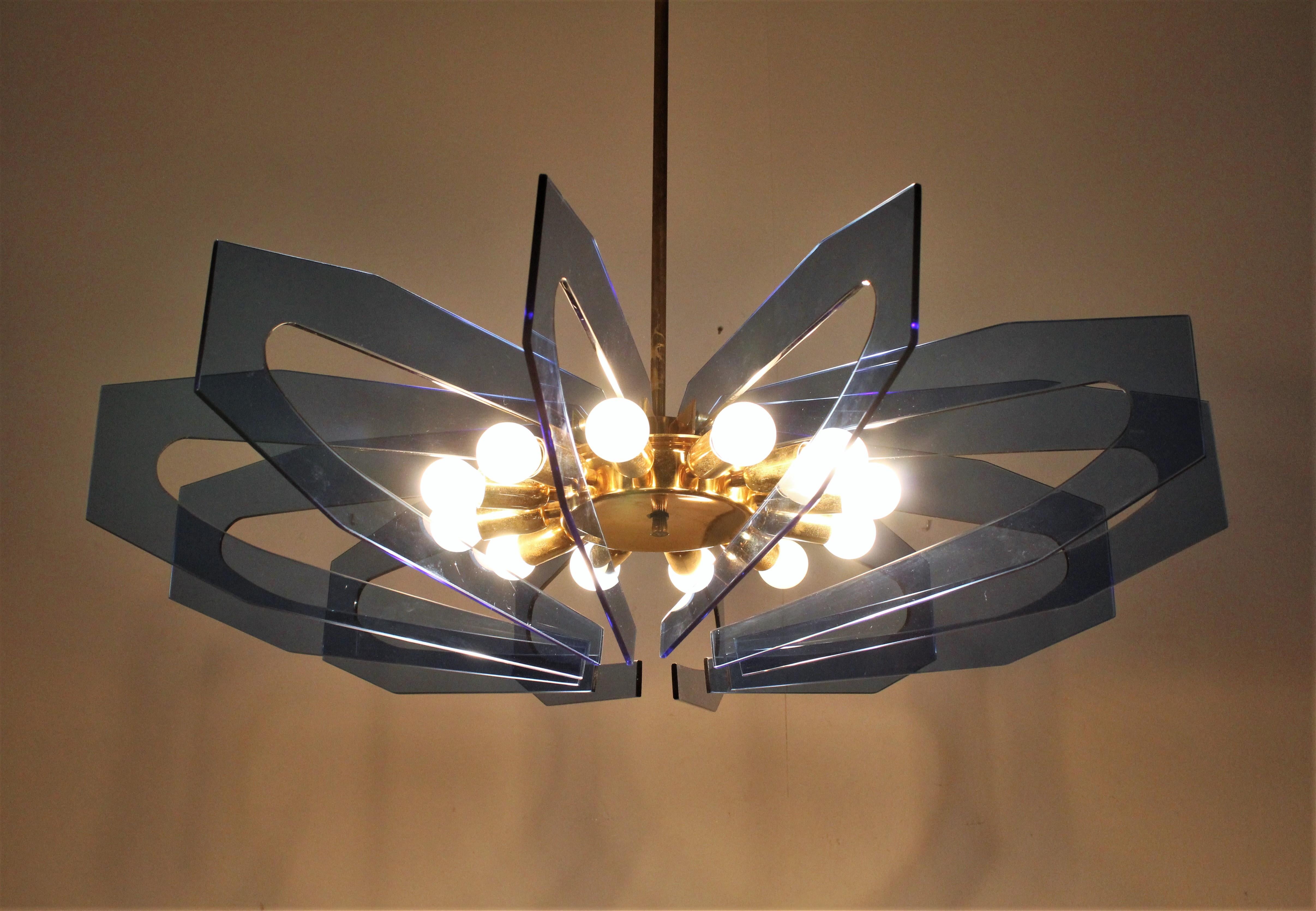Gino Paroldo Brass and Blue Cut Crystal Chandelier, 1960s, Italy 12