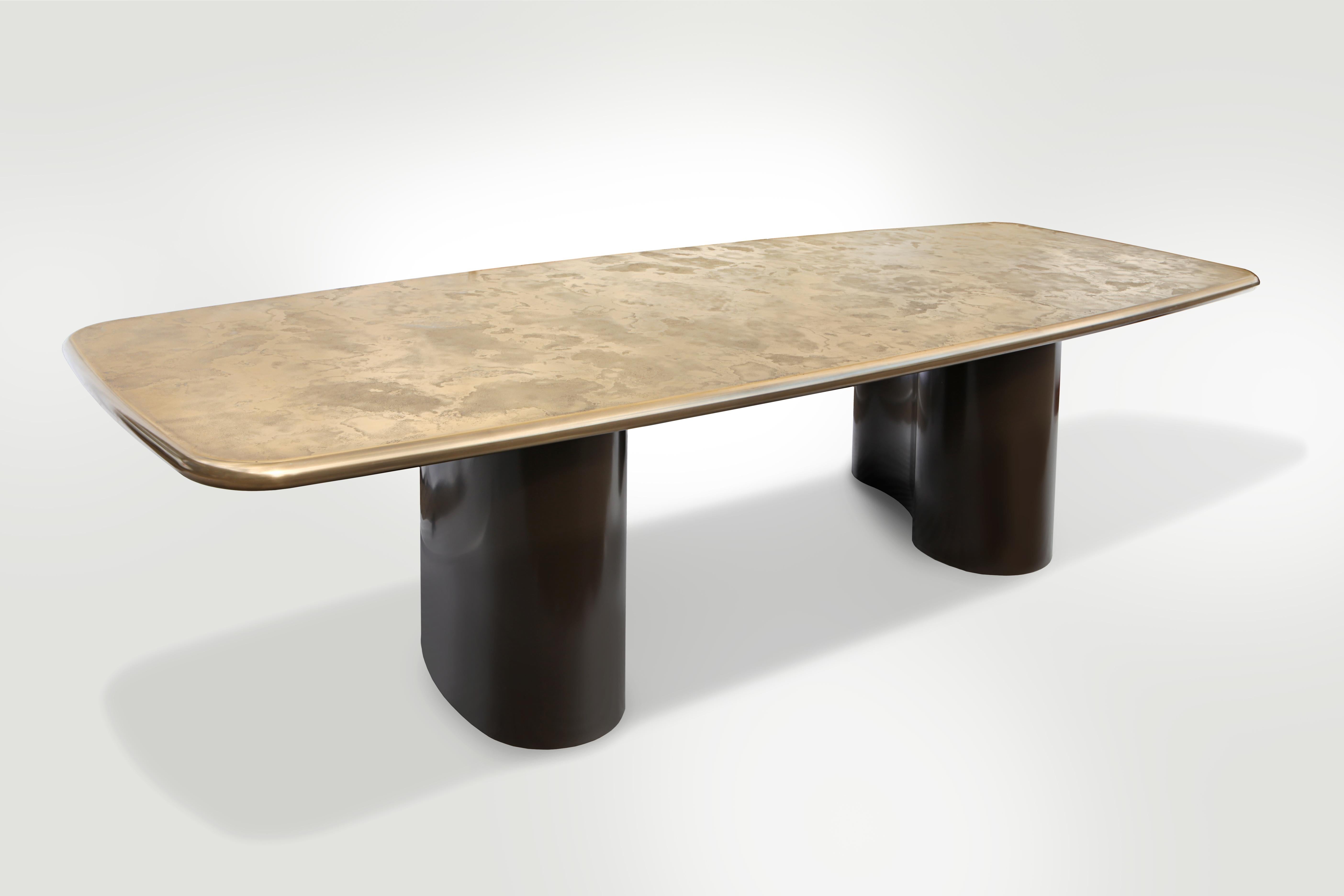 Contemporary Nassau Dining Table, Custom Champagne Gold Table Top and 3 Dimensional Base For Sale