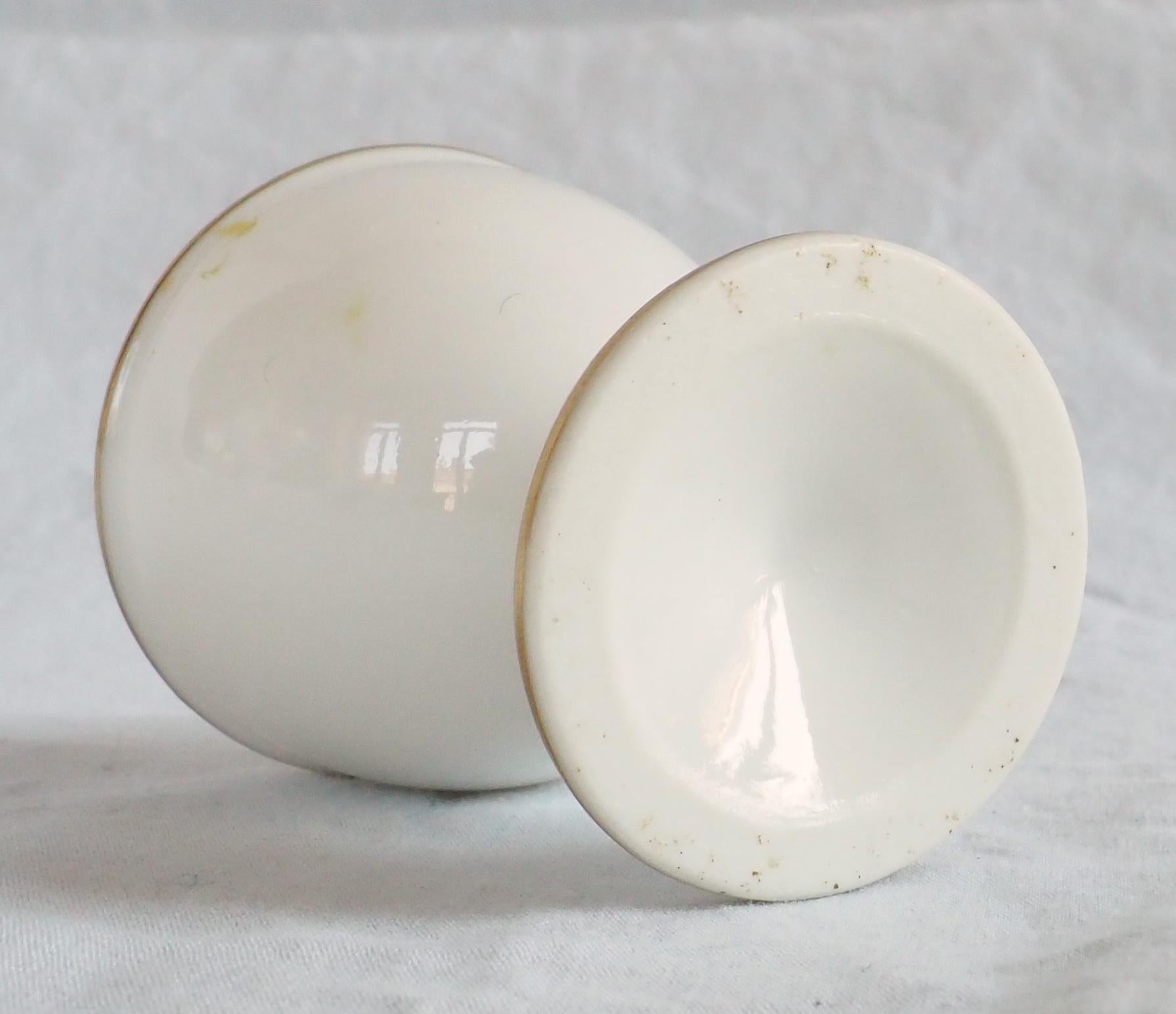 Nast Manufacture : set of 12 Empire Paris porcelain egg cups - circa 1805 For Sale 6