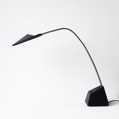 Lampada da tavolo Nastro nera Stilnovo Illuminazione moderna italiana