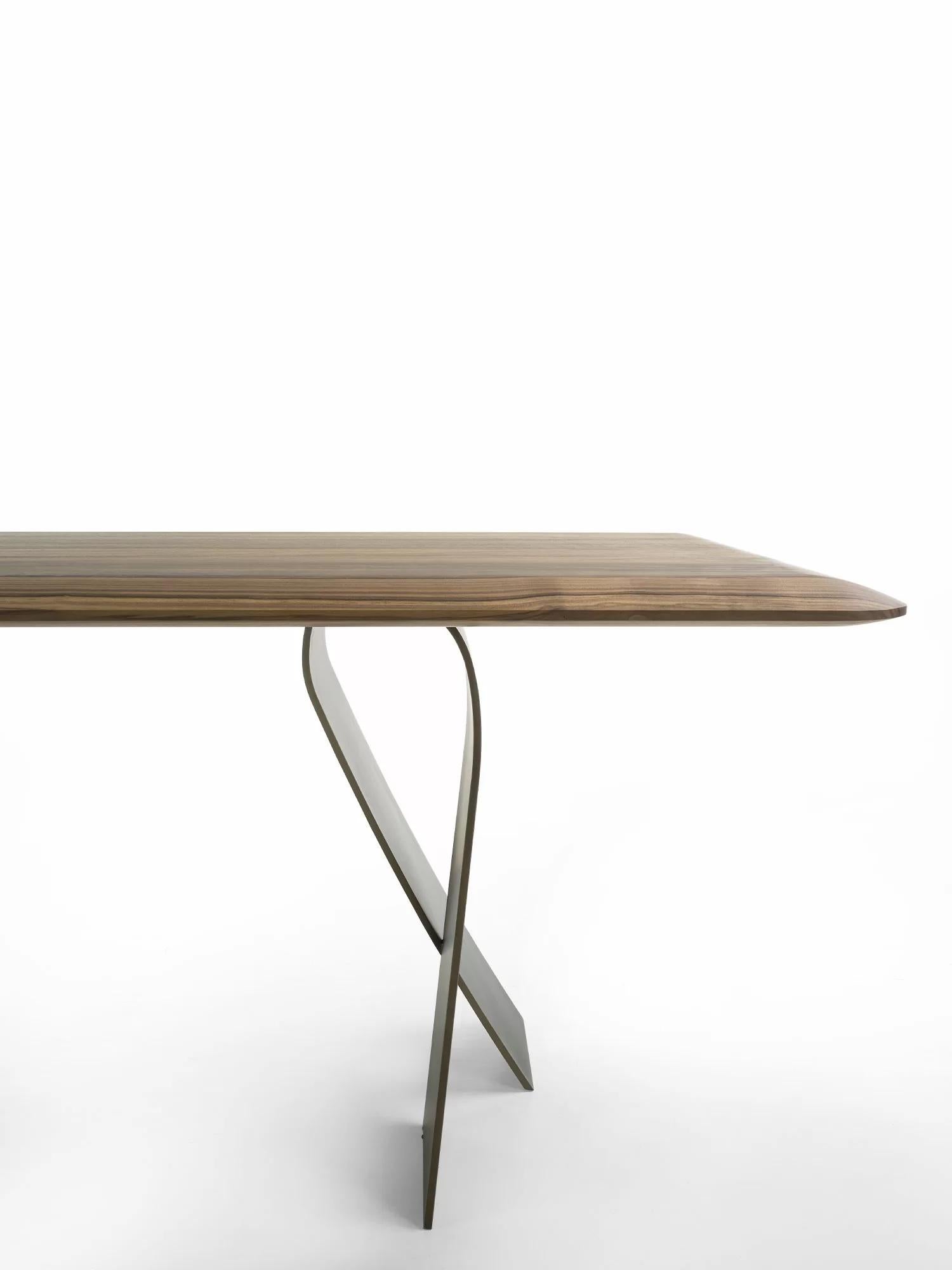 Nastro Wood & Iron Dining Table, Designed by Carlesi Tonelli, Made in Italy For Sale 1