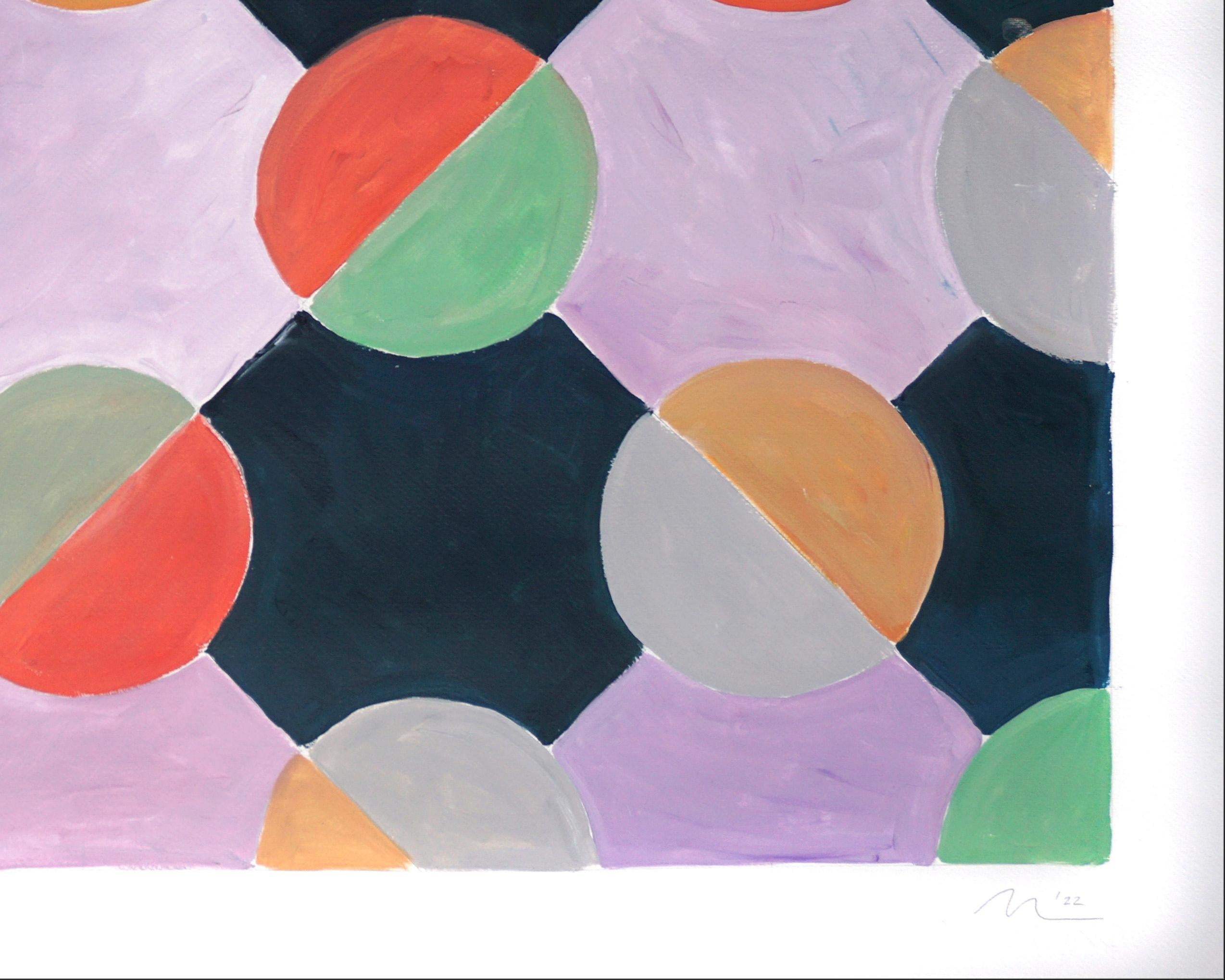 Nuevas Fichas de Ajedrez, Cuadrados Violeta y Coral sobre Negro, Geometría Primaria, Abstracto - Landscape Painting Gris de Natalia Roman
