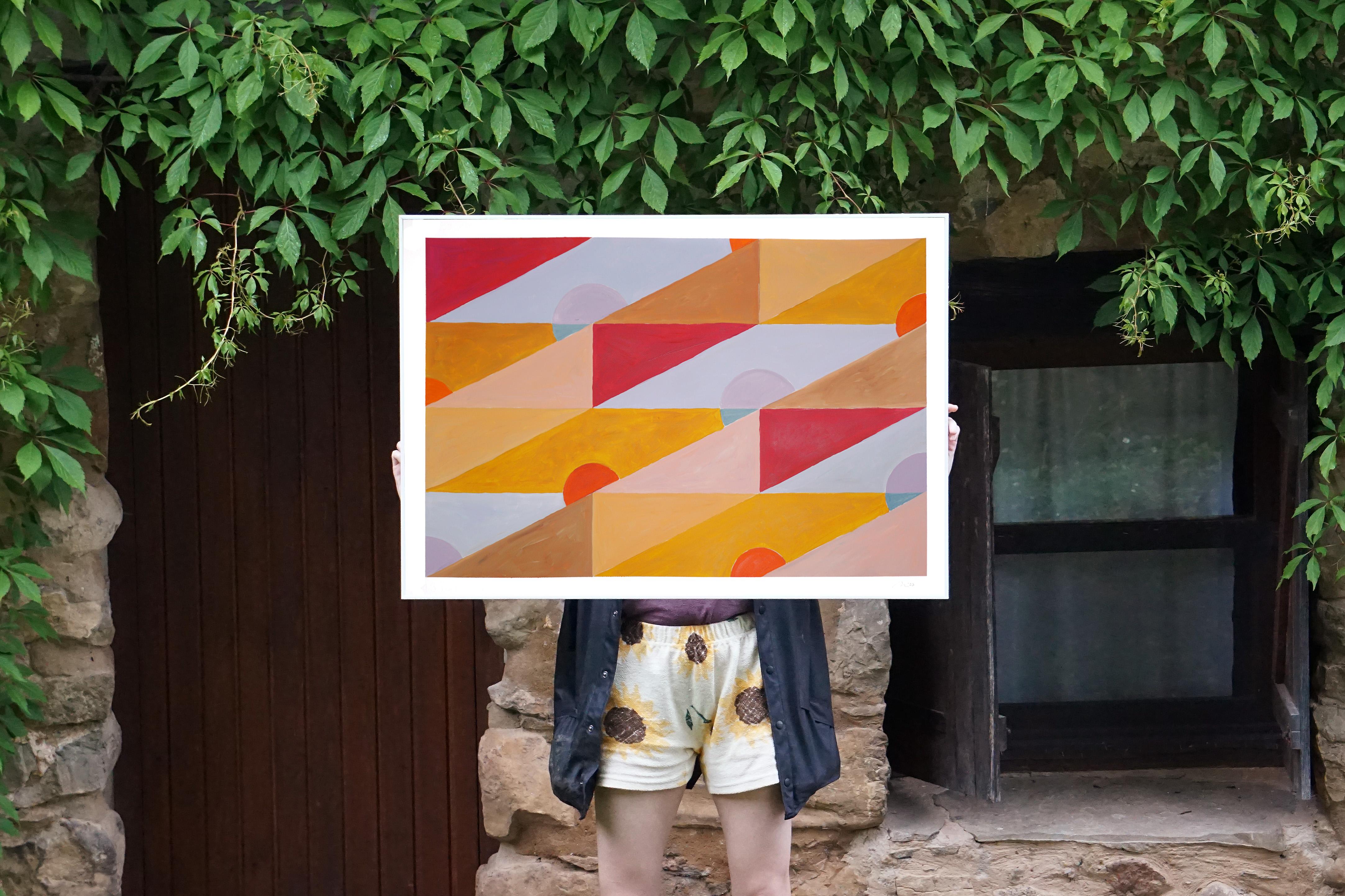 Paysage abstrait aux tons chauds Sunrise in The Tropics, jaune, orange, géométrique - Géométrique abstrait Painting par Natalia Roman