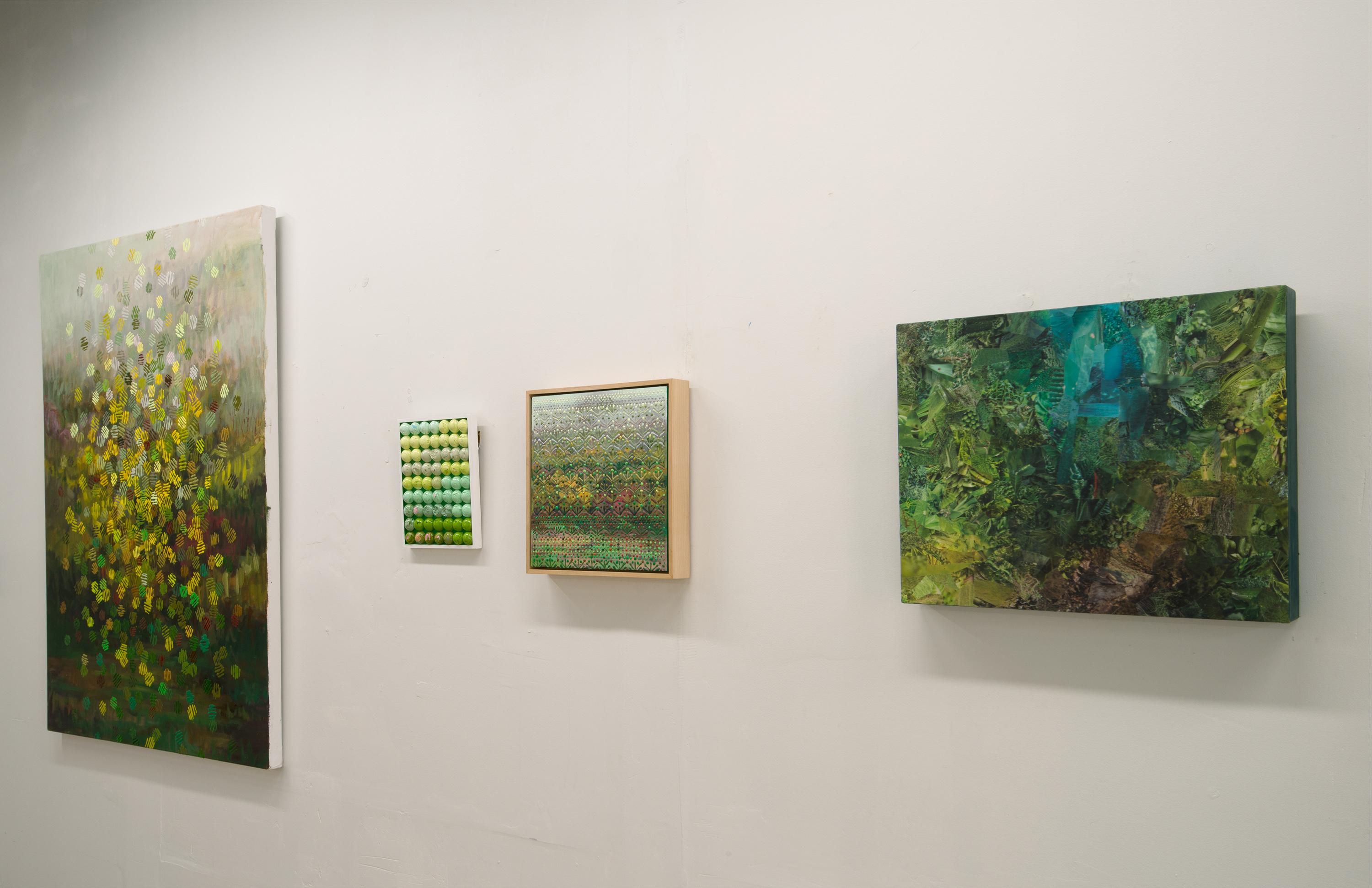 GREEN CIRCLE QUILT II - Pittura acrilica con cornice e texture modellata - Abstract Sculpture Beige di Natalie Harrison