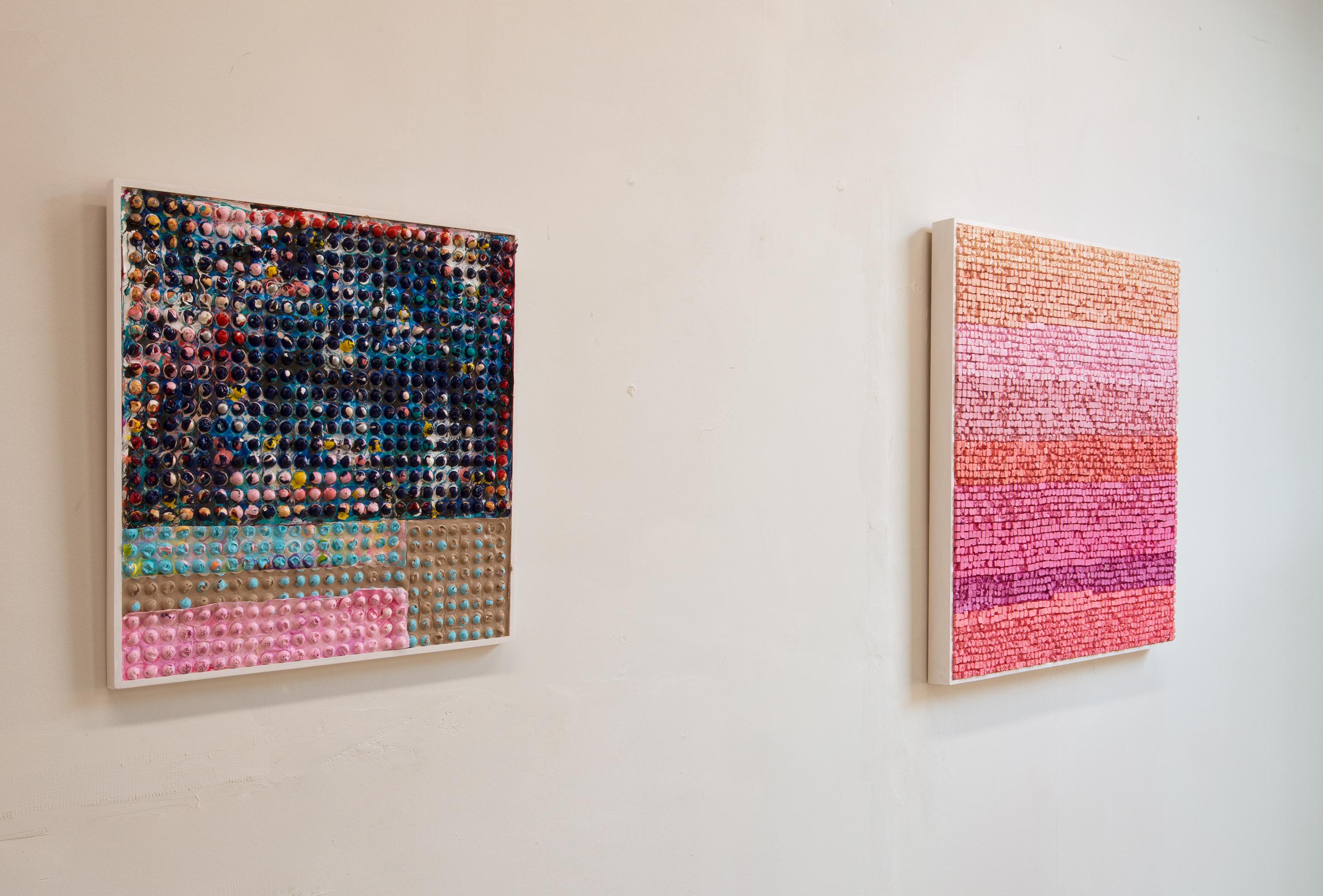 MultiCOLOR CIRCLE QUILT V – gerahmtes und strukturiertes, geformtes Acrylgemälde (Braun), Abstract Sculpture, von Natalie Harrison