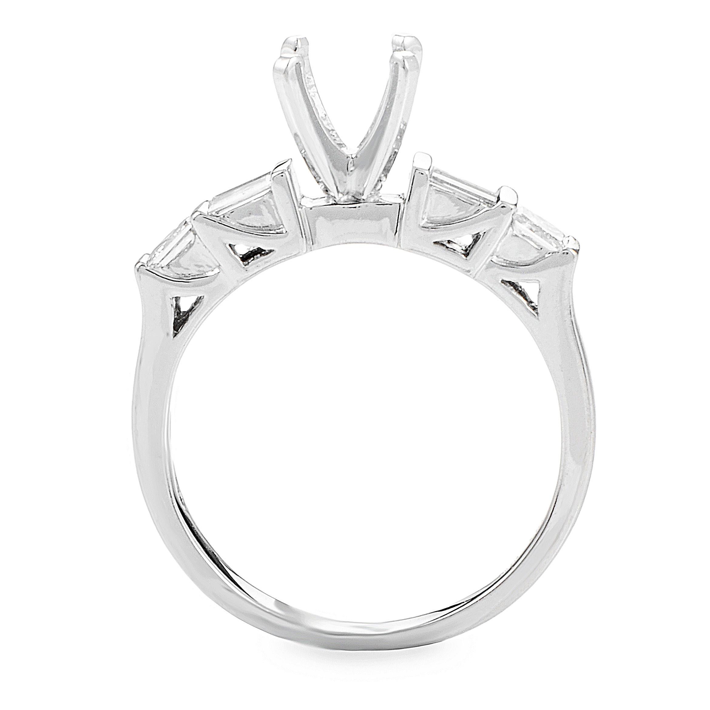 This Natalie K mounting ring is modern and chic. The ring is made of 18K white gold and features ~.48CT of diamonds.
