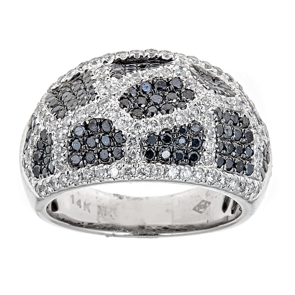 Natalie K. Black and White Diamond 14 Karat White Gold Ring In Excellent Condition In New York, NY