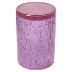 Table d'appoint ou tabouret contemporain en acrylique en résine par Natalie Tredgett, violet brillant
