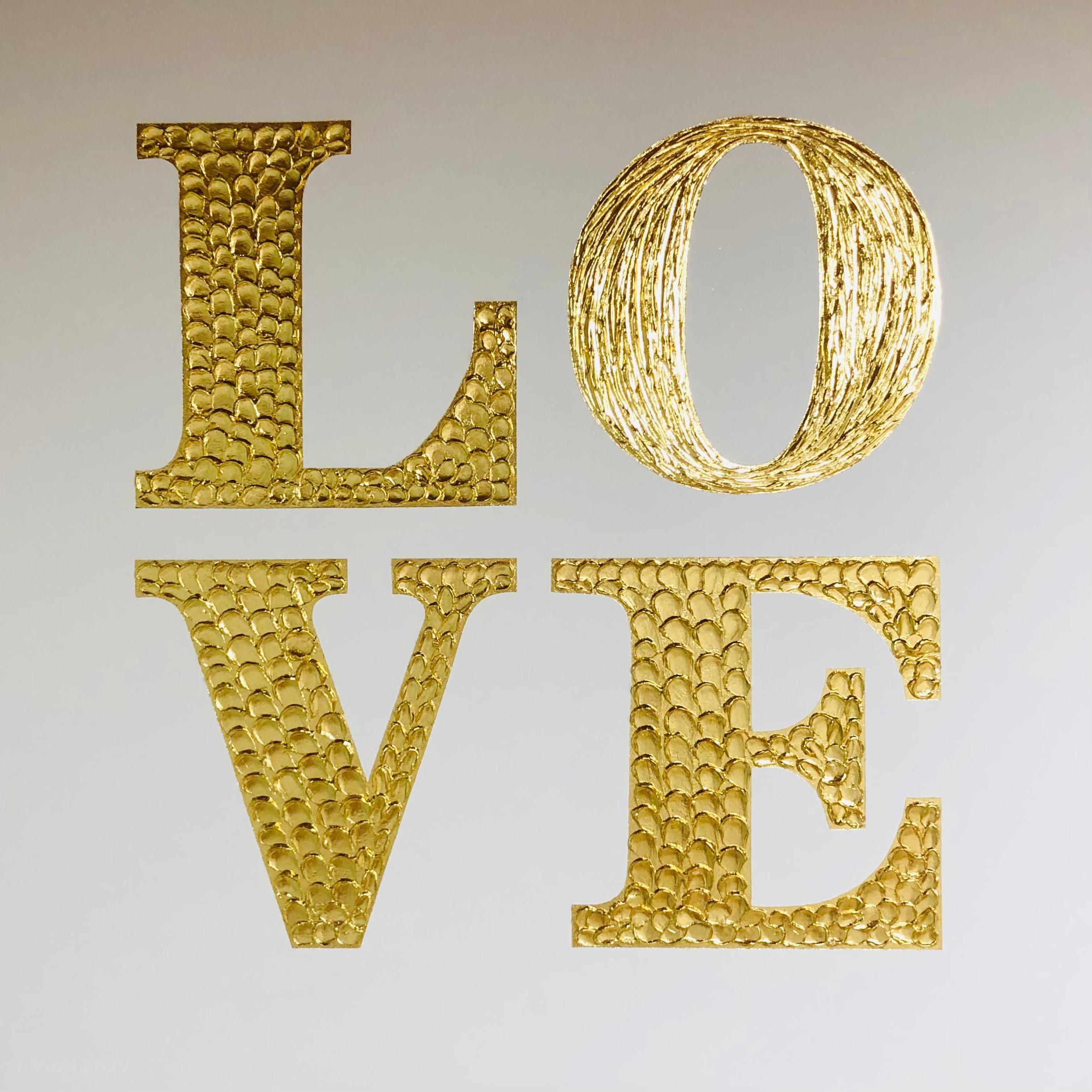 Love gold - 3D love, Amour, Amore blanc et or texturé, dorure - Painting de Nataliia Krykun
