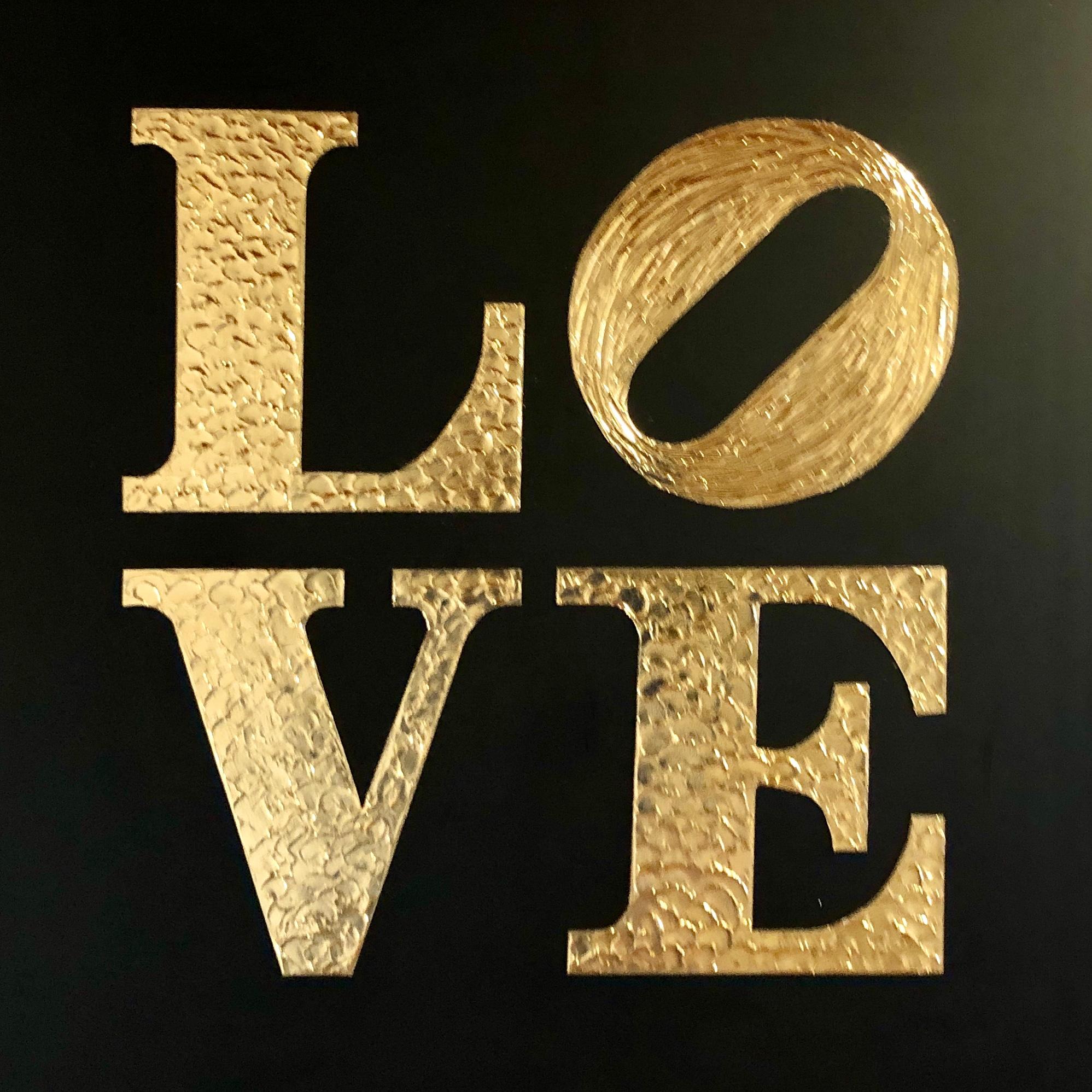 Series „Love“  6 - 3D love, Amour, Amore white and gold textured