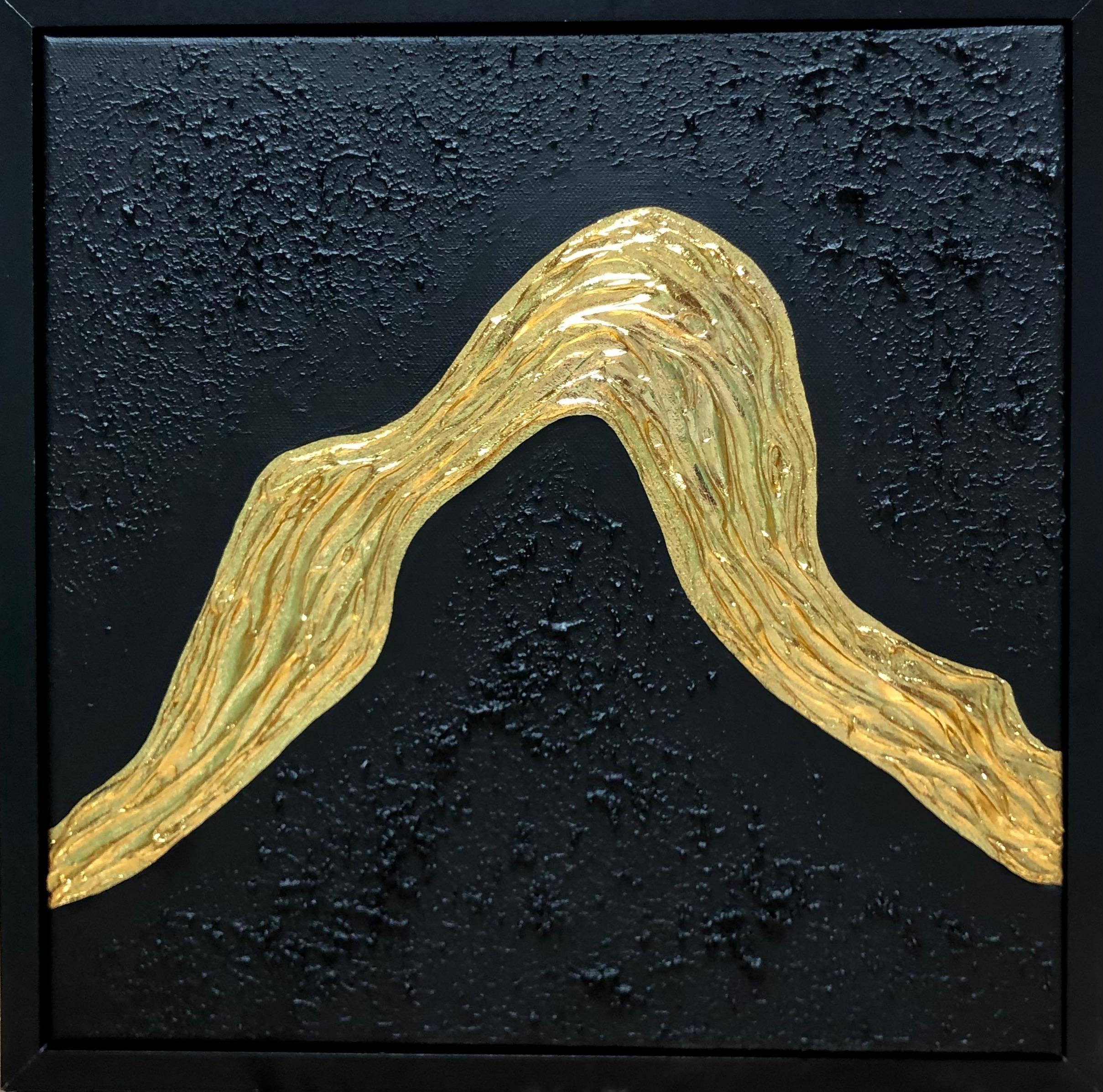 Série "Vagues de l'océan - 9" feuille d'or, noir abstraction 3D, texturé, minimalisme