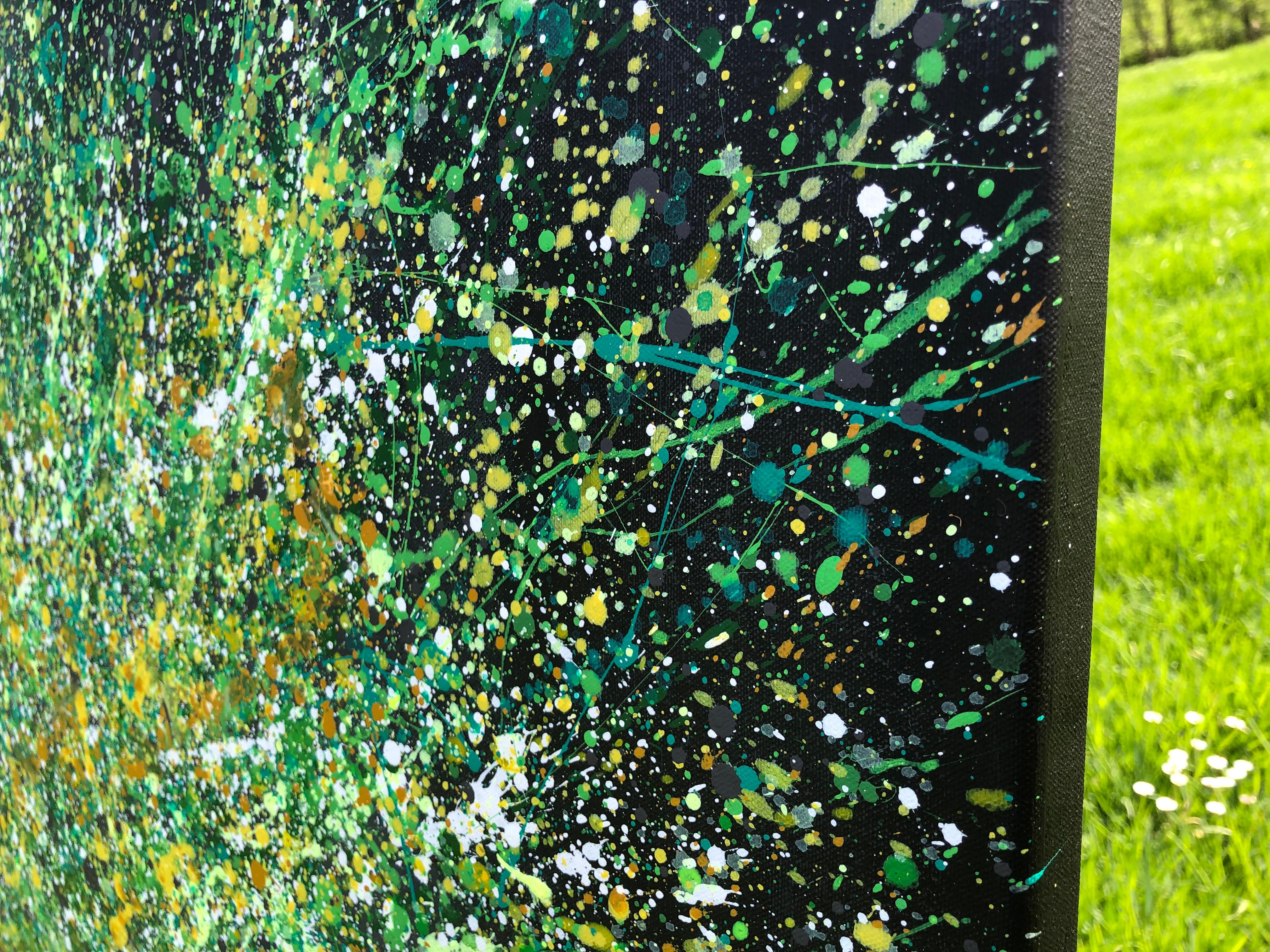 Primavera in Ucraina - verde, nero, bianco, giallo grande astrazione, gocce - Painting di Nataliia Krykun