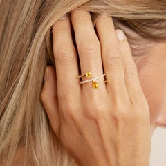 Natalina Jewellery Bague en or jaune avec diamant et saphirs