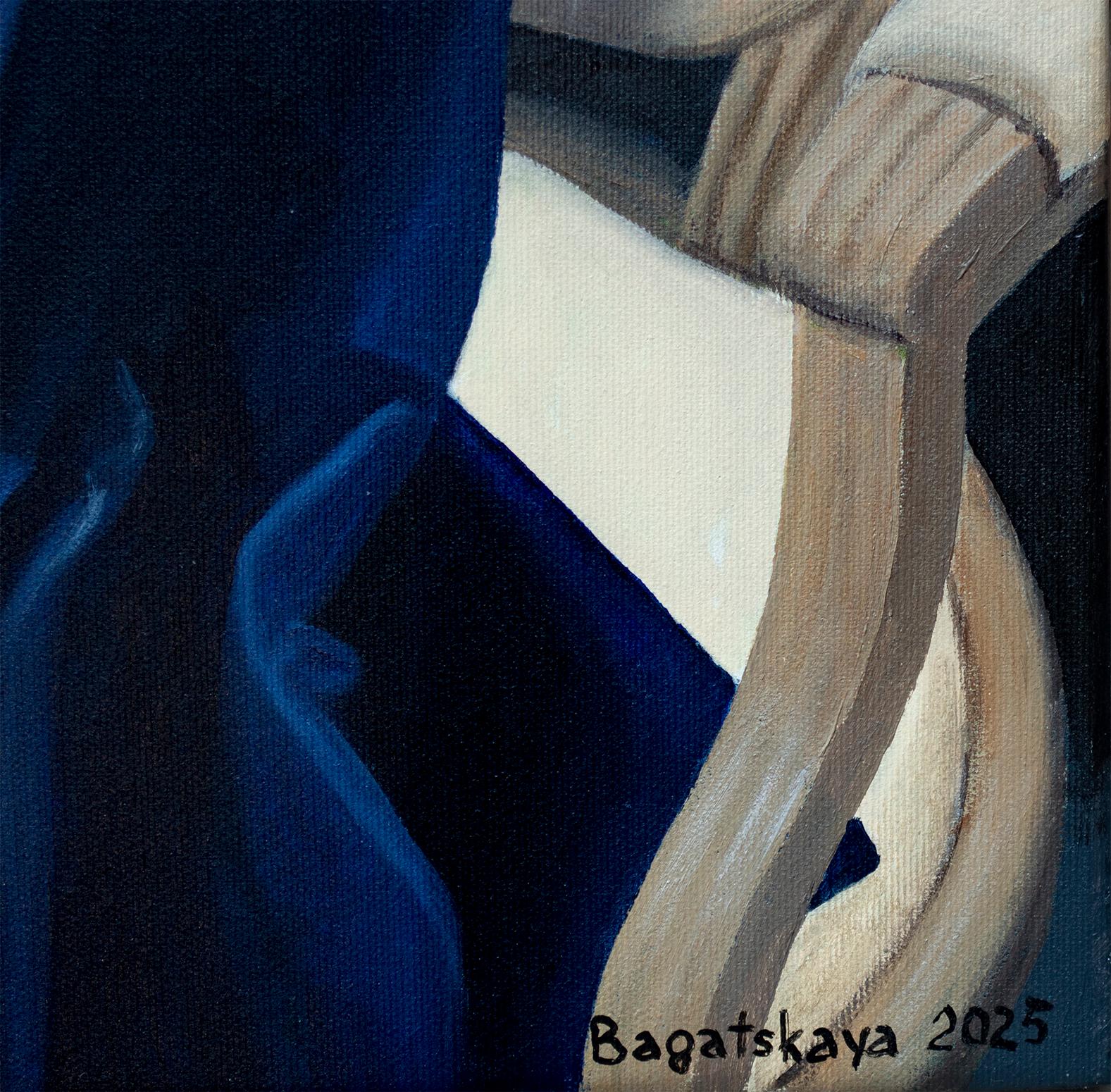 Chat noir sur un canapé jaune en vente 2