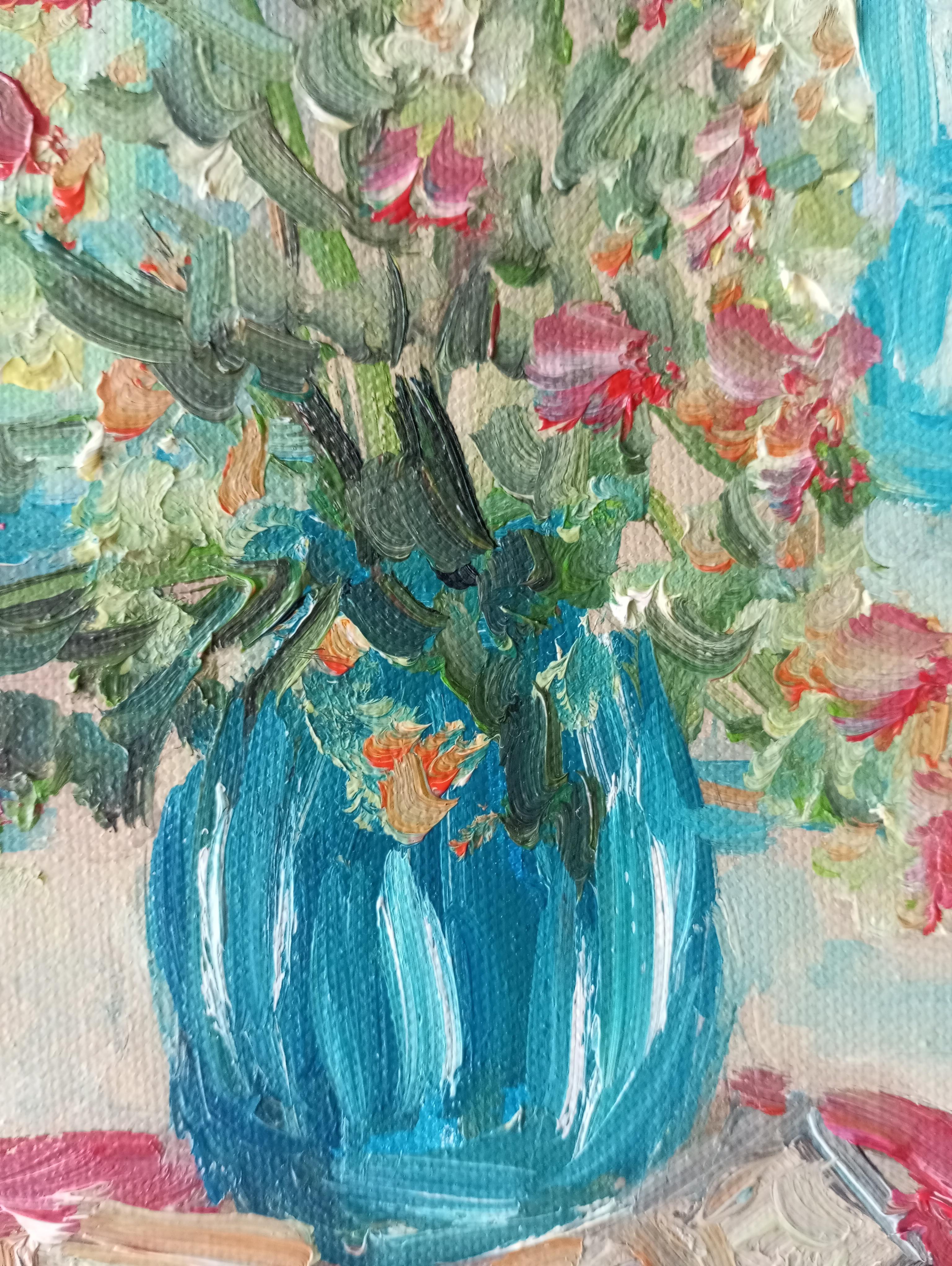 The warm glow of sunshine in the morning (still life painting of flowers) For Sale 11