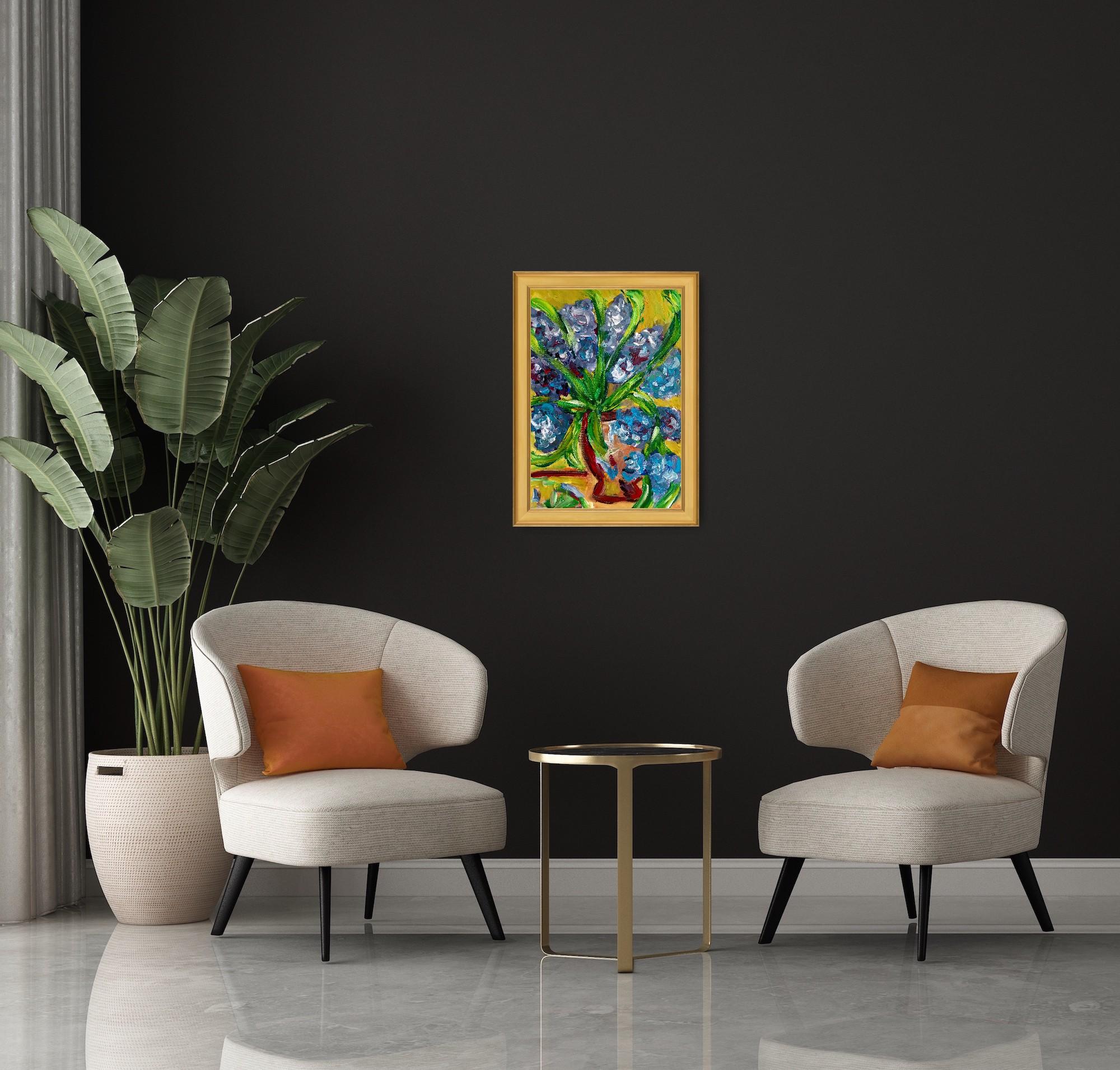 Pintura impresionista contemporánea expresiva floral lirios morados sobre papel - Figurative Painting Gris de Natalya Mougenot 