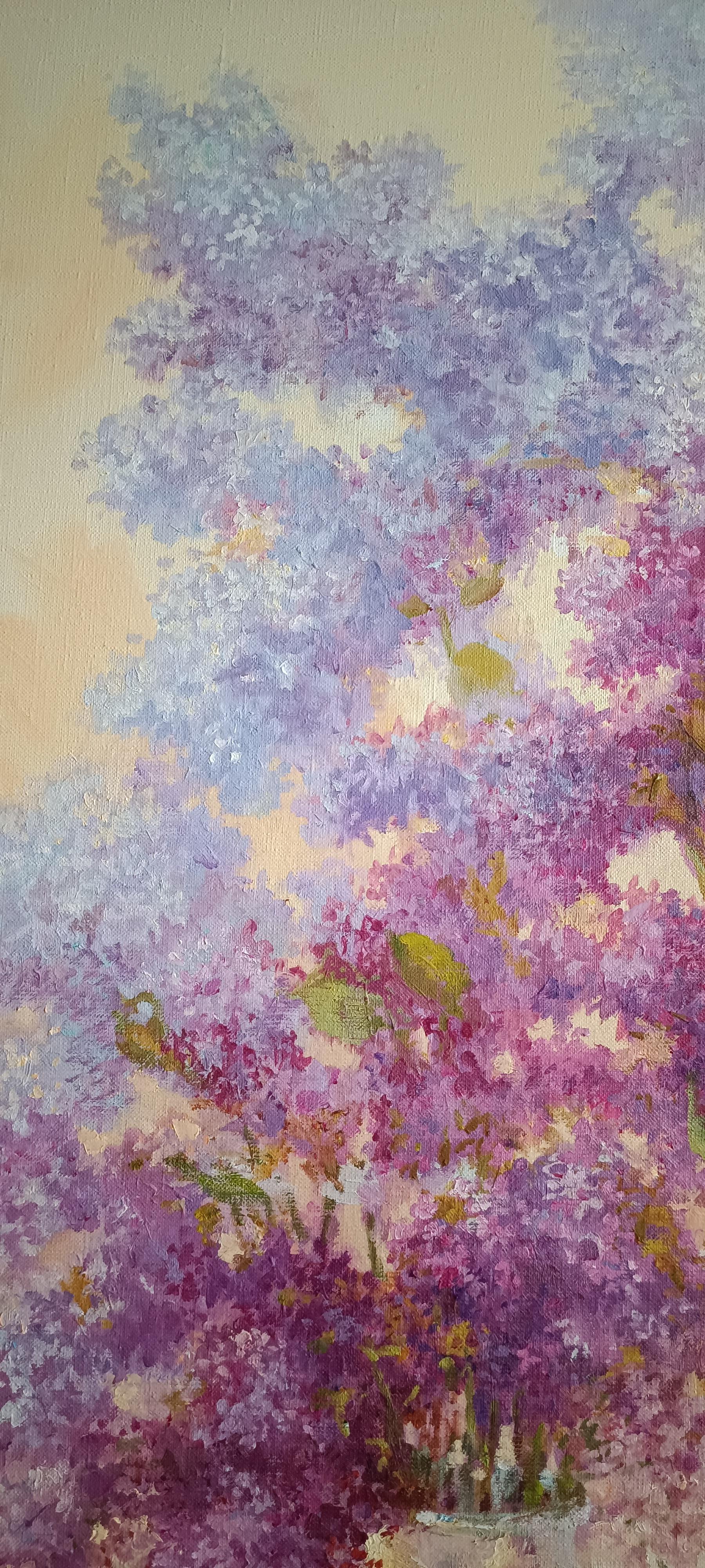  The painting was created in a lilac season from a bouquet of many fresh flowers. The aroma of lilac is conveyed by the power of contrast and at the same time by the crystal state of tonal color relationships.