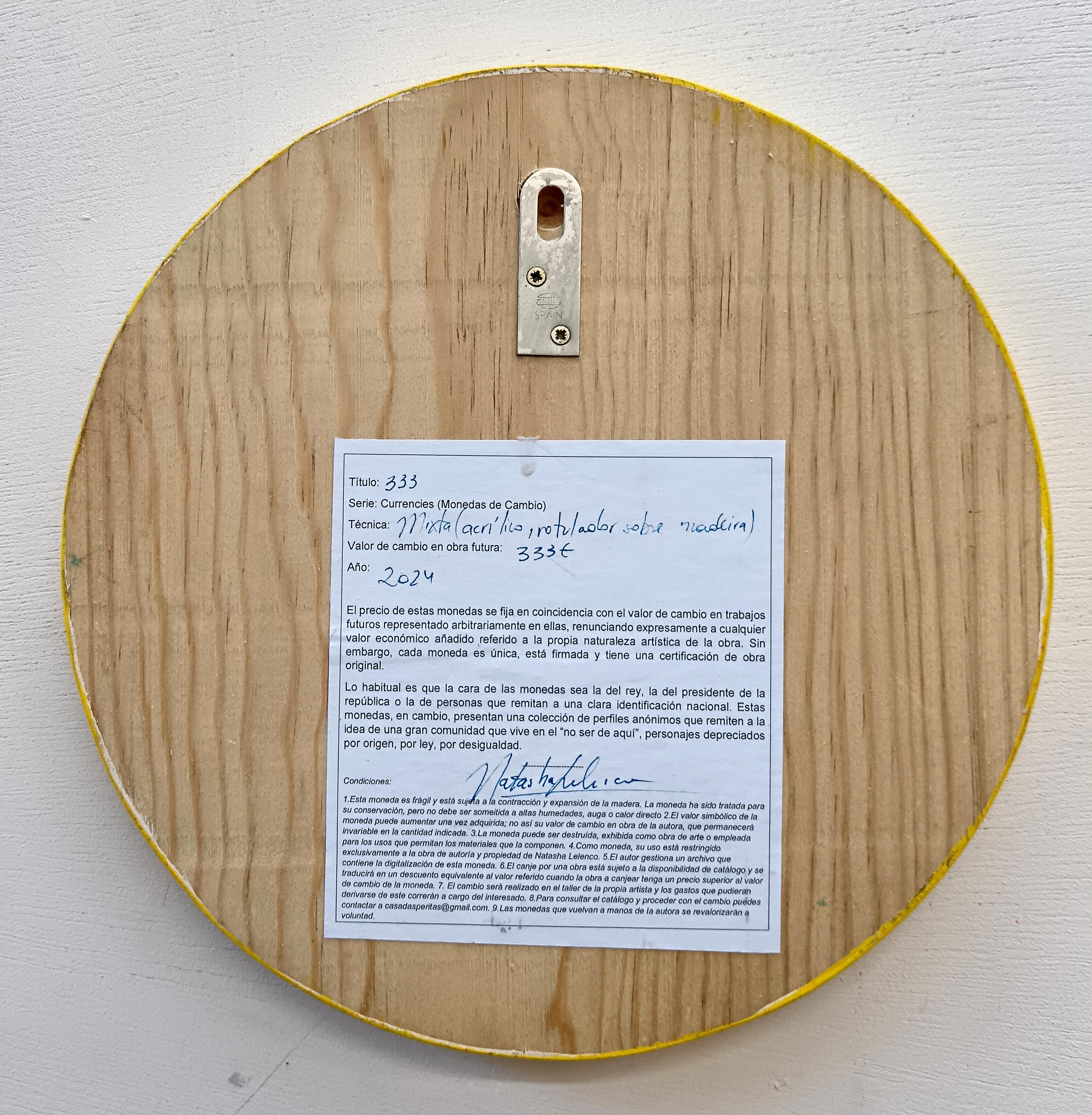 La serie Currencies de Natasha Lelenco está diseñada para una exposición versátil, funcionando como obra de arte contemporánea independiente o como parte de una instalación de arte modular, lo que permite a los coleccionistas crear composiciones de