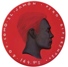 Male Porträt auf Holz „Currency #162“, blassrotes und graues Kontrast-Beistellprofil, Kontrastprofil