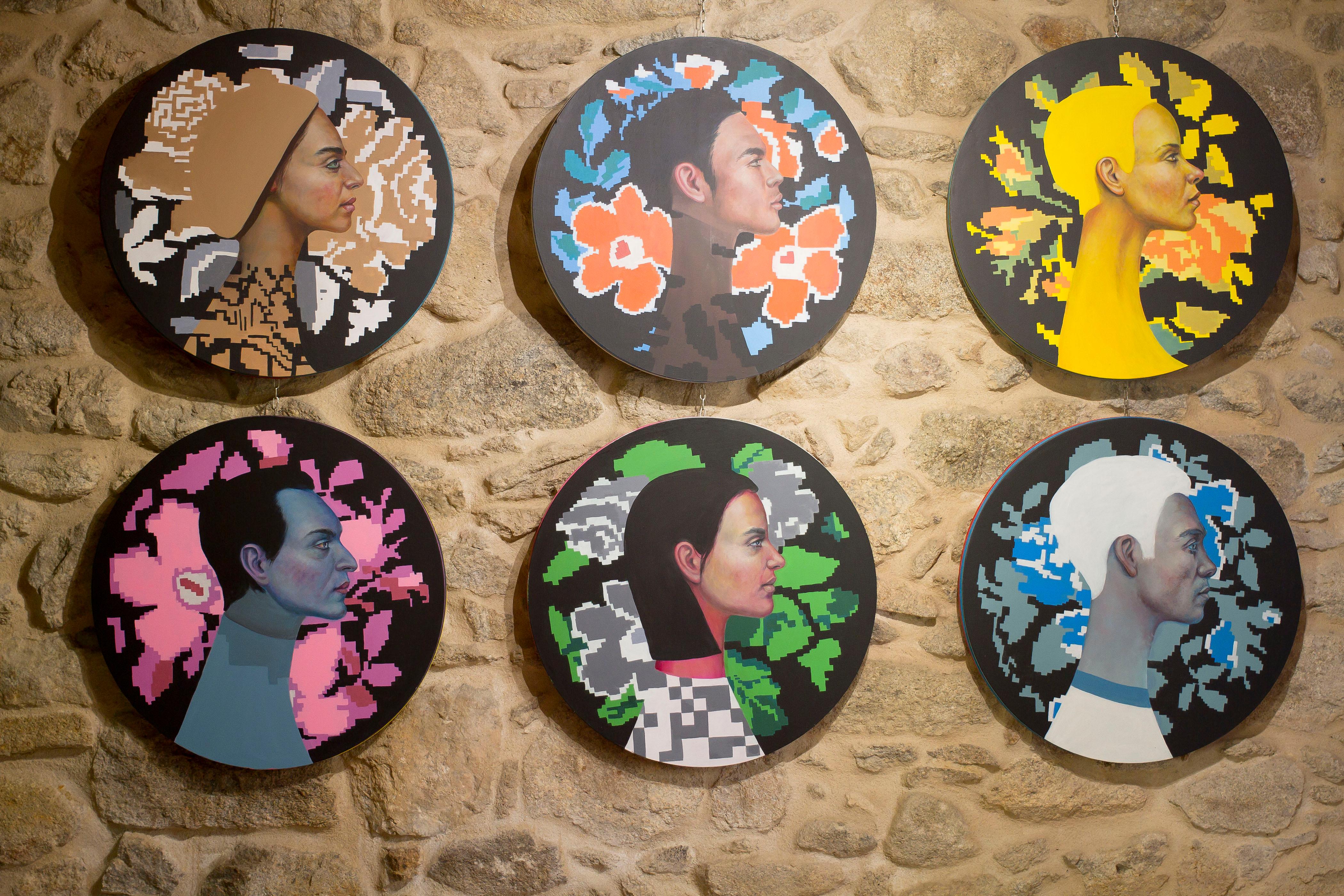 Acryl männliche Porträt auf verpixelt floralen Hintergrund - Holz Tondo Kunst im Angebot 3