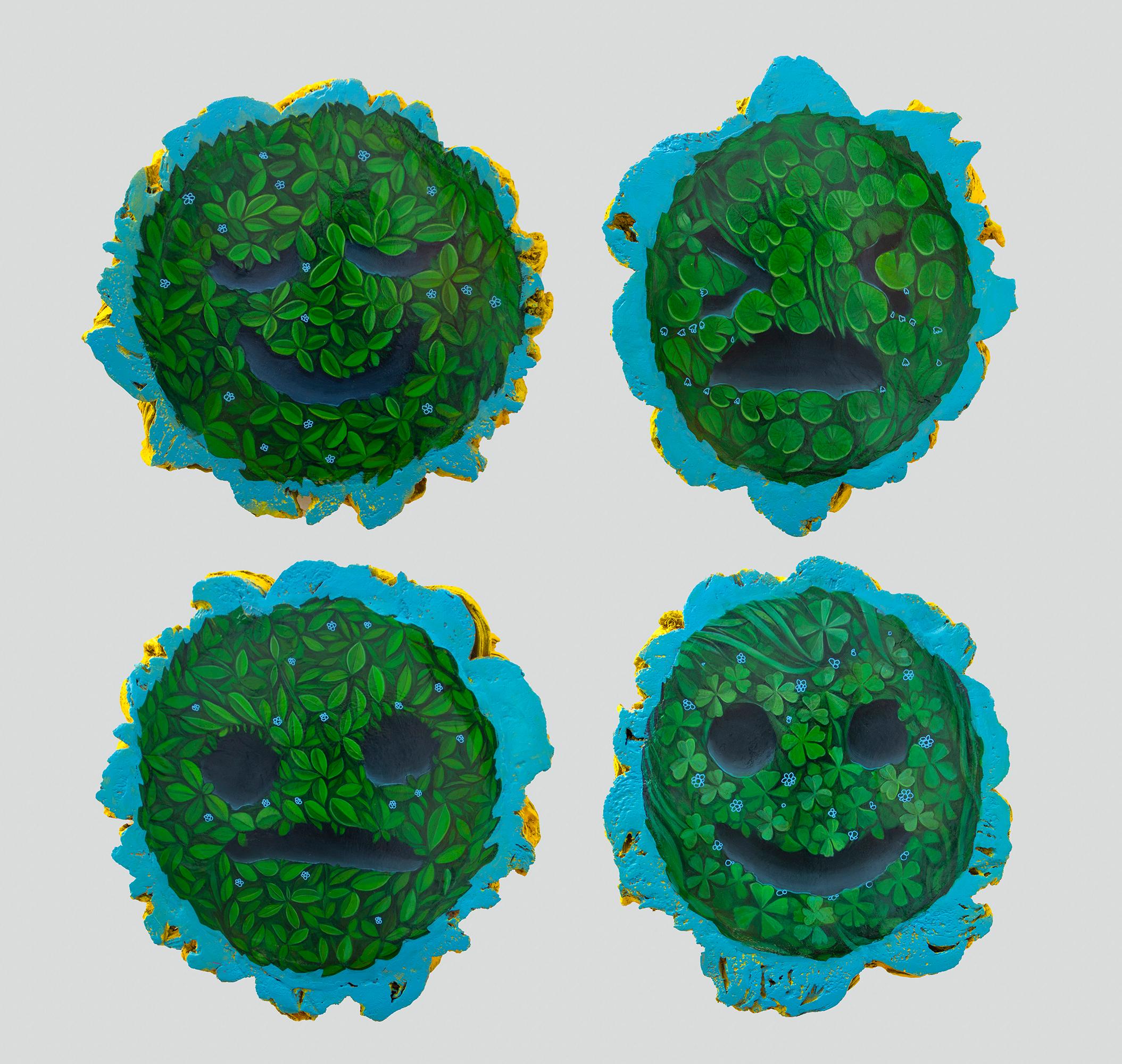 Emoticono Doloroso - Escultura de pared orgánica original pintada a mano con follaje en venta 3