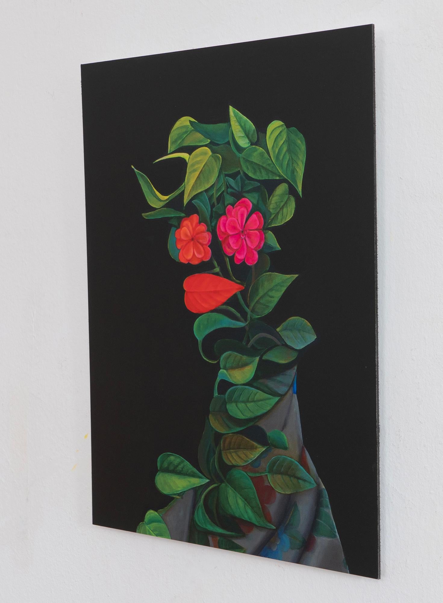Composition florale avec des fleurs rouges et roses Biophilia. Édition limitée 25/25 en vente 4