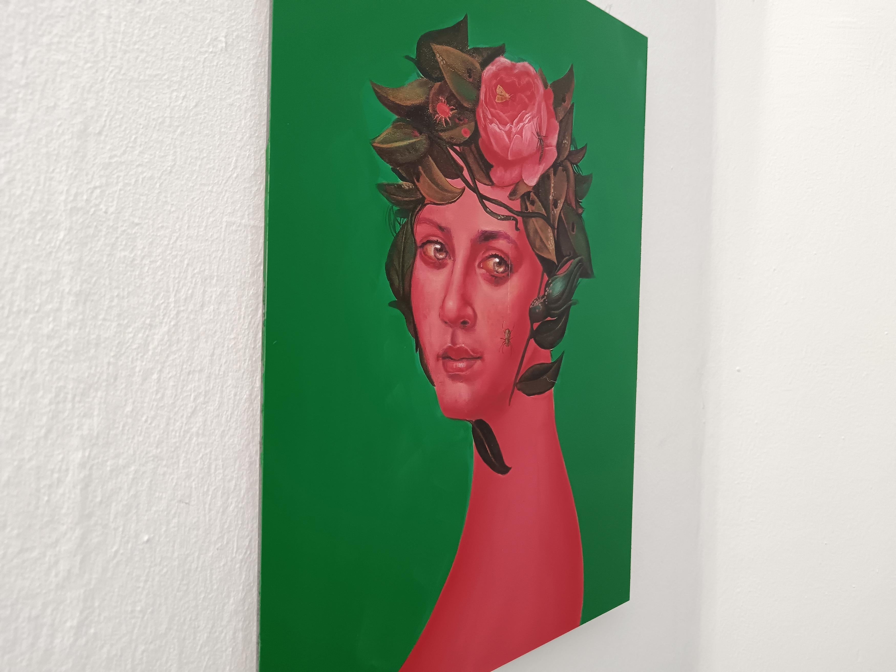 Surrealer floraler Portraitdruck mit Kamelie auf Grün - Limitierte Auflage im Angebot 1