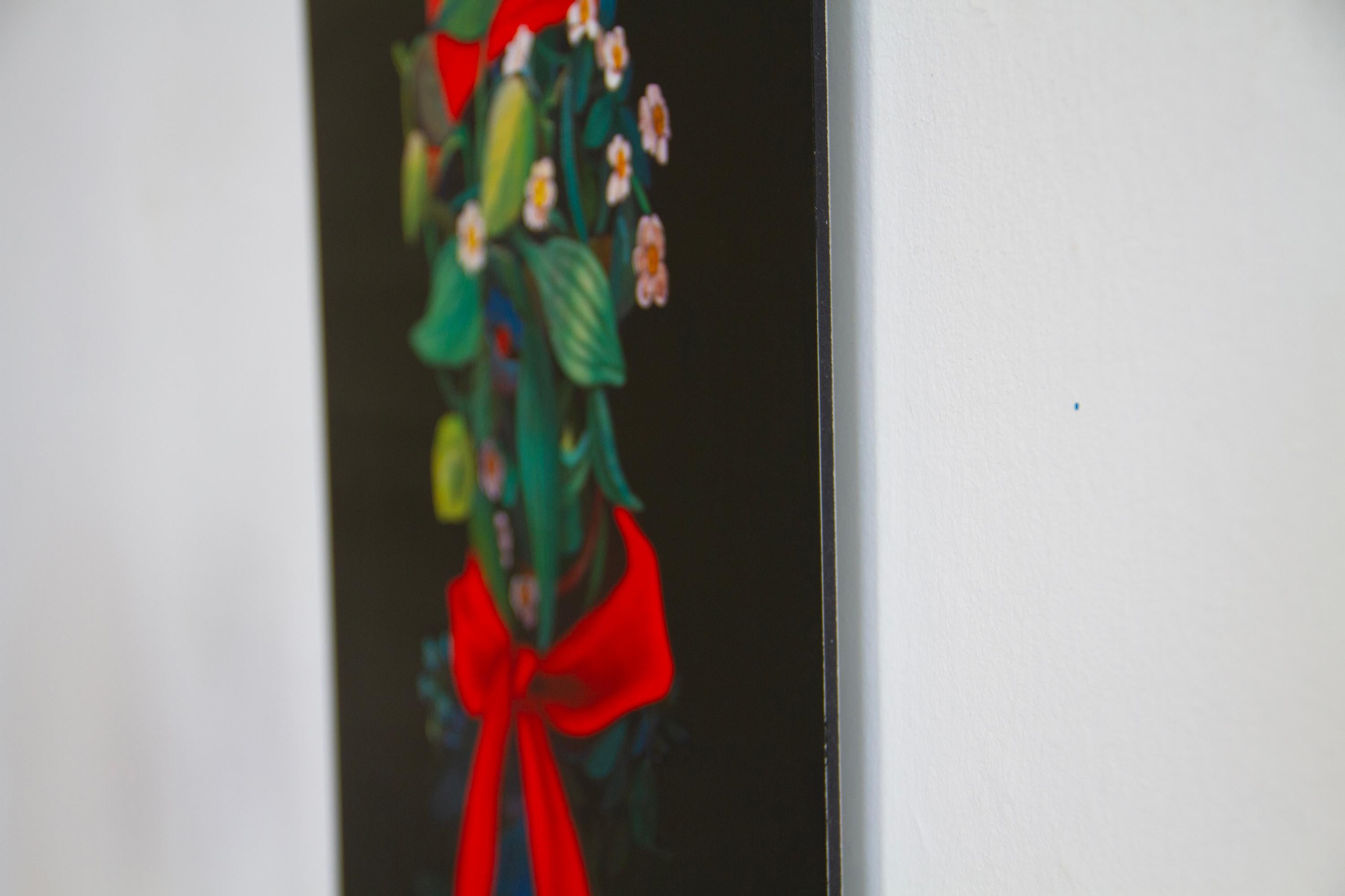 Retrato Floral con Sombrero Rojo y Lazo sobre Fondo Negro. Edición limitada de Dibond en venta 5