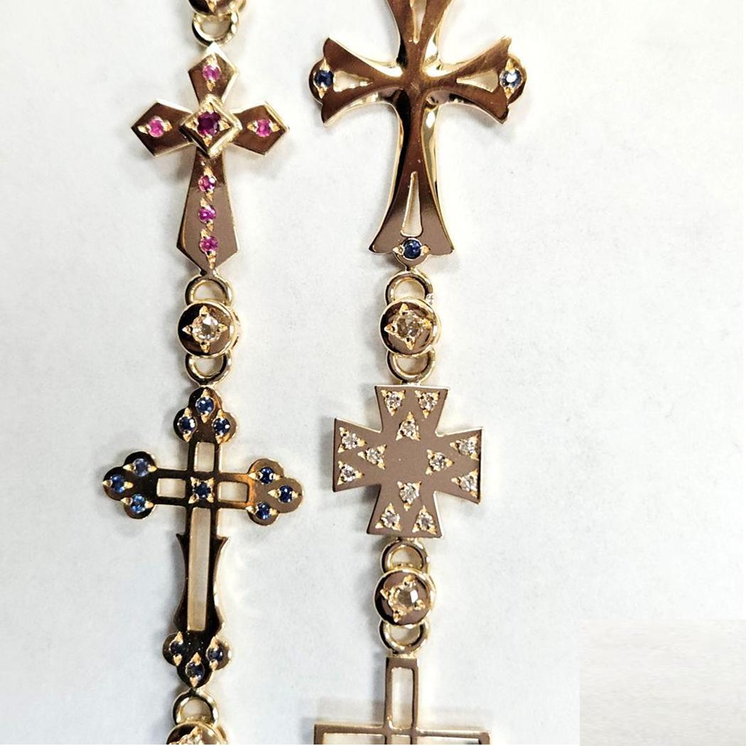 Natasha Zinko 18K Yellow Gold “Crosses” Choker Necklace – Made in France For Sale 1