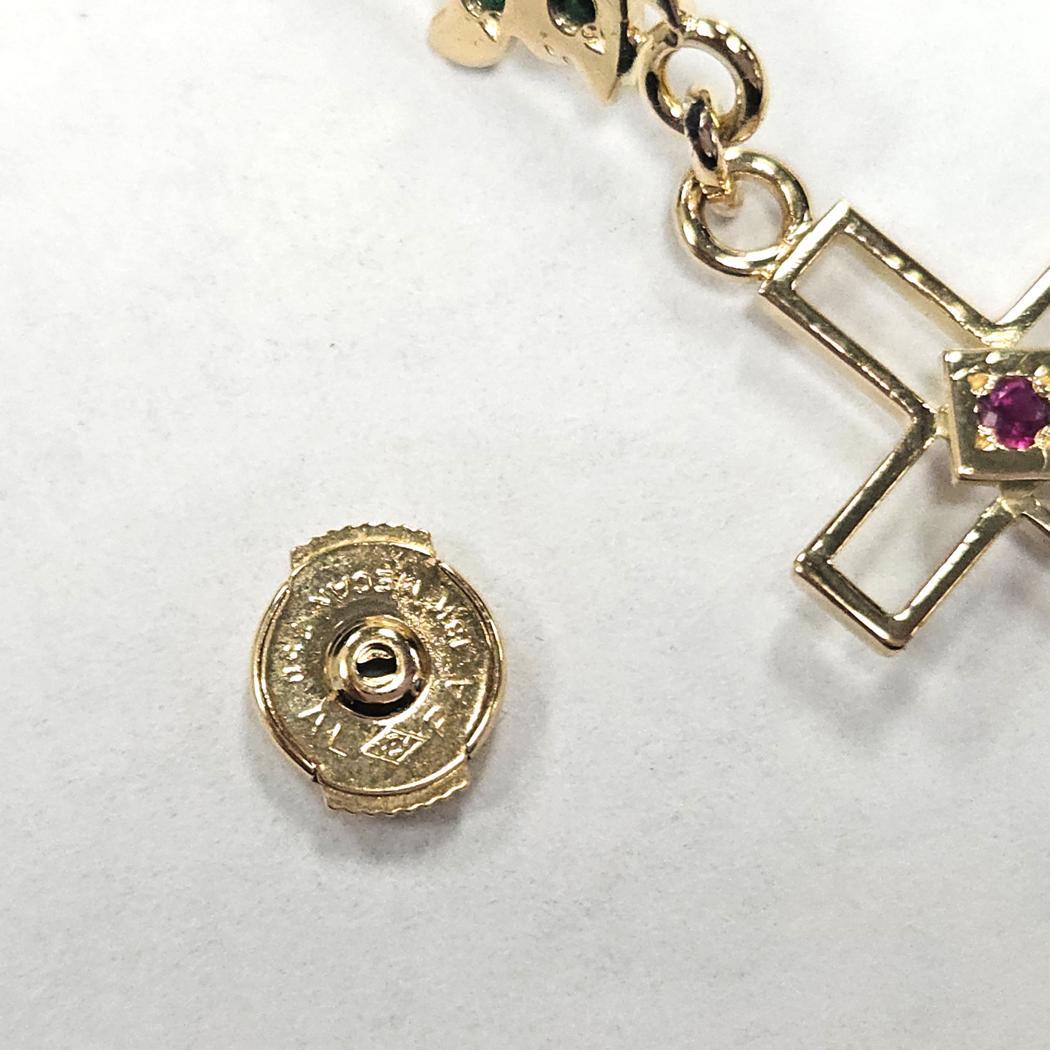 Natasha Zinko 18K Yellow Gold Multi-Gem Long Cross Link Single Earring In New Condition For Sale In North Miami, FL