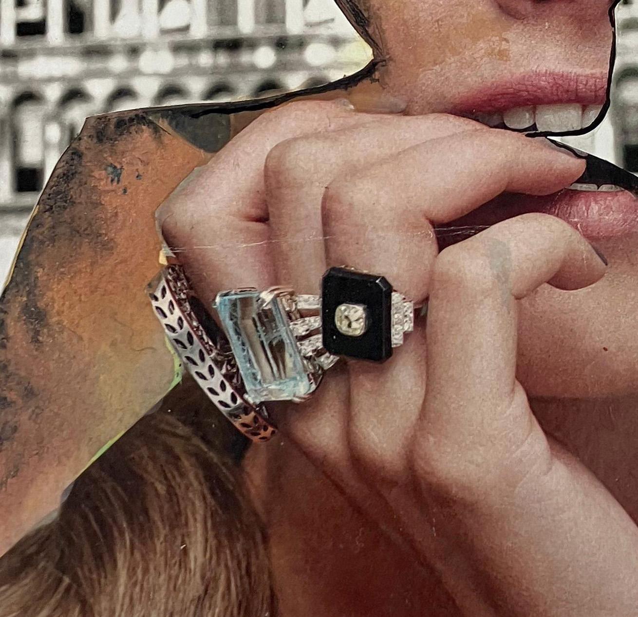 Anelli di Cocteau, n. 2271. Omaggio a Horst P. Horst, Collage a tecnica mista su carta. in vendita 1