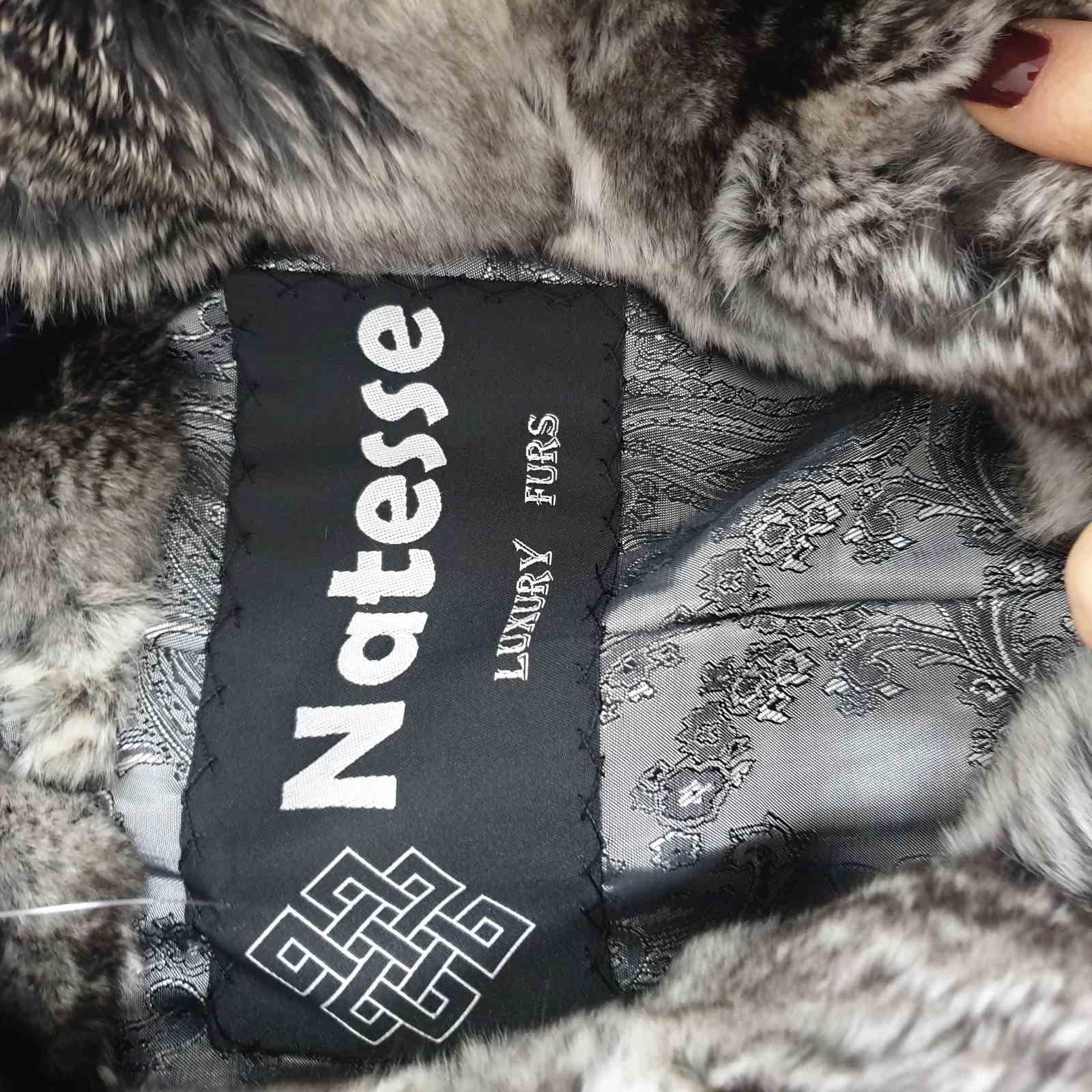 Nero Cappotto in pelliccia di cincillà Natesse - Taglia L. in vendita