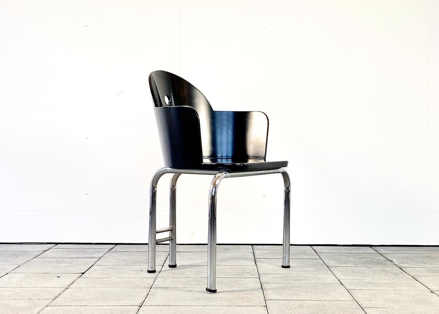 Post-Modern Nathalie chair designed by Nathalie du Pasquier for Memphis Milano ca. 1990 For Sale