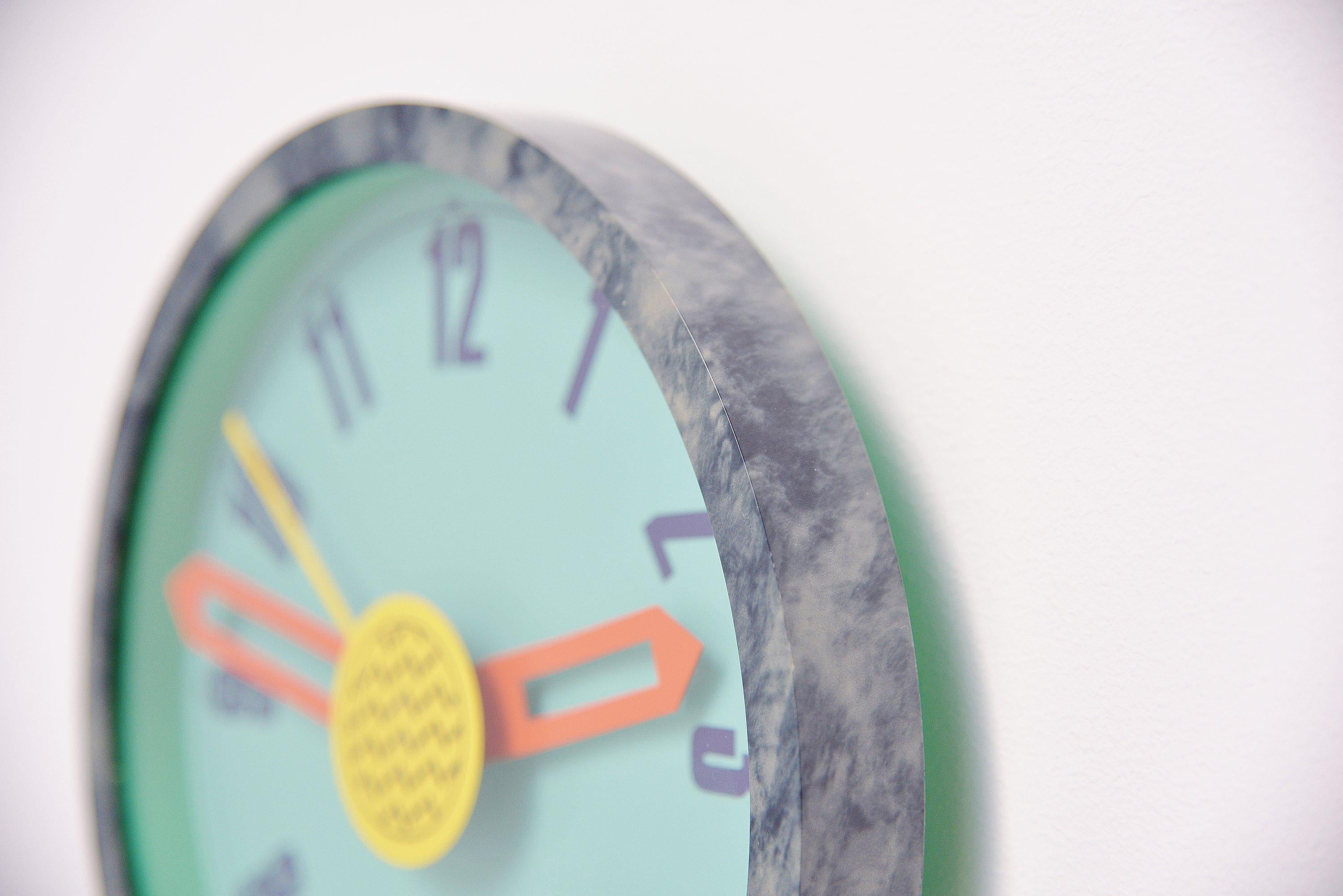 Post-Modern Nathalie du Pasquier George Sowden Neos Clock Italy 1988 Grey