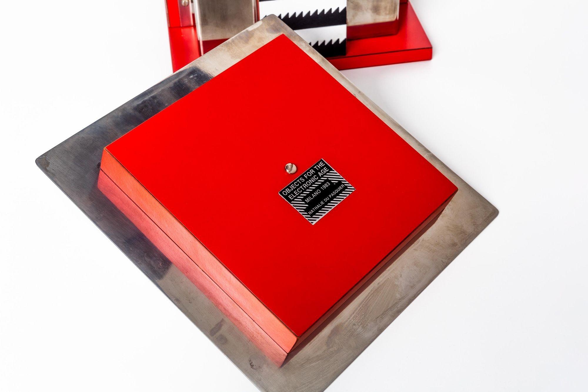 Nathalie Du Pasquier Gravieux Accueil Box from Objects for the Electronic Age In Good Condition For Sale In Chicago, IL