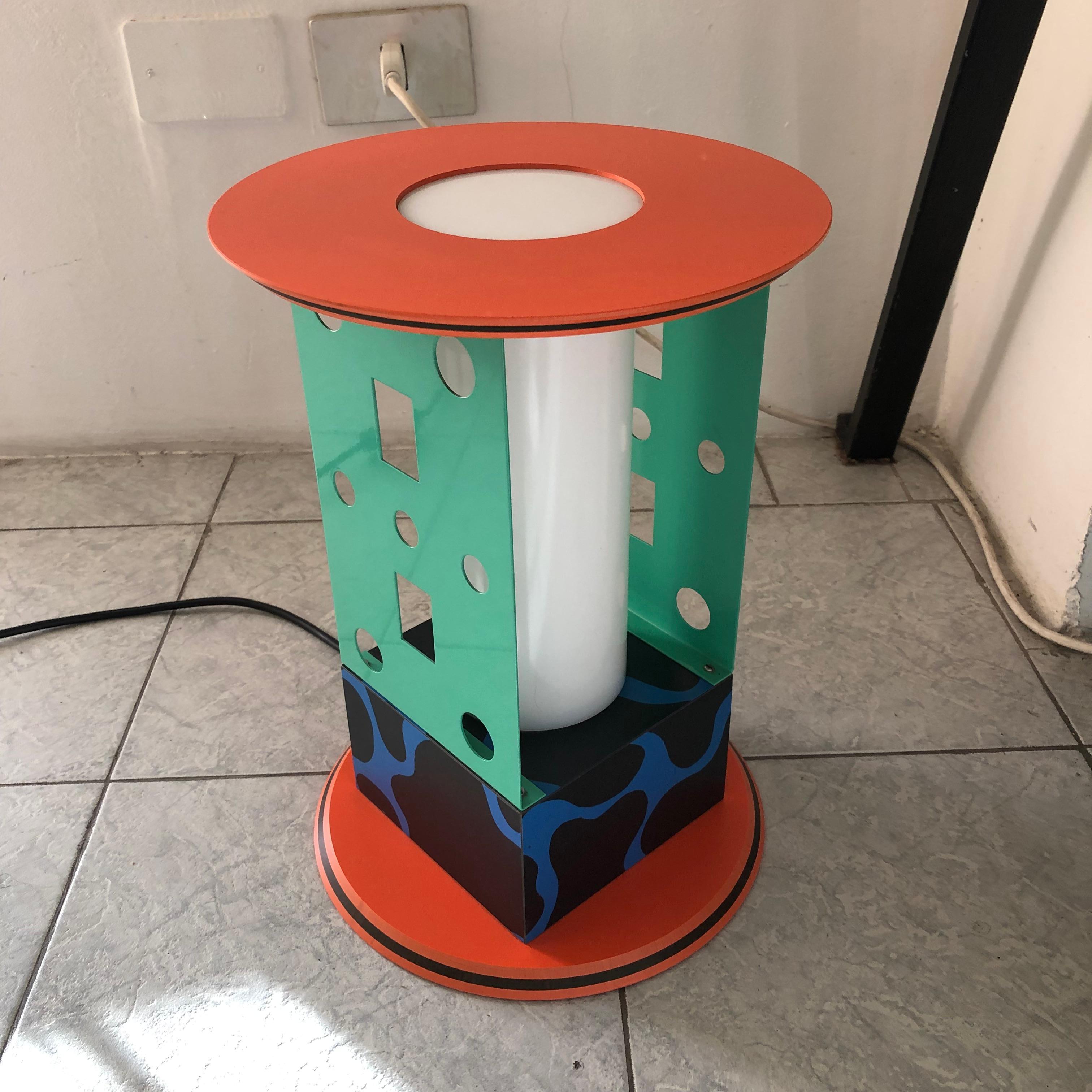 Nathalie du Pasquier, Lamp Desir, Objects for the Electronic Age, 1980s, Design In Excellent Condition For Sale In PARIS, FR